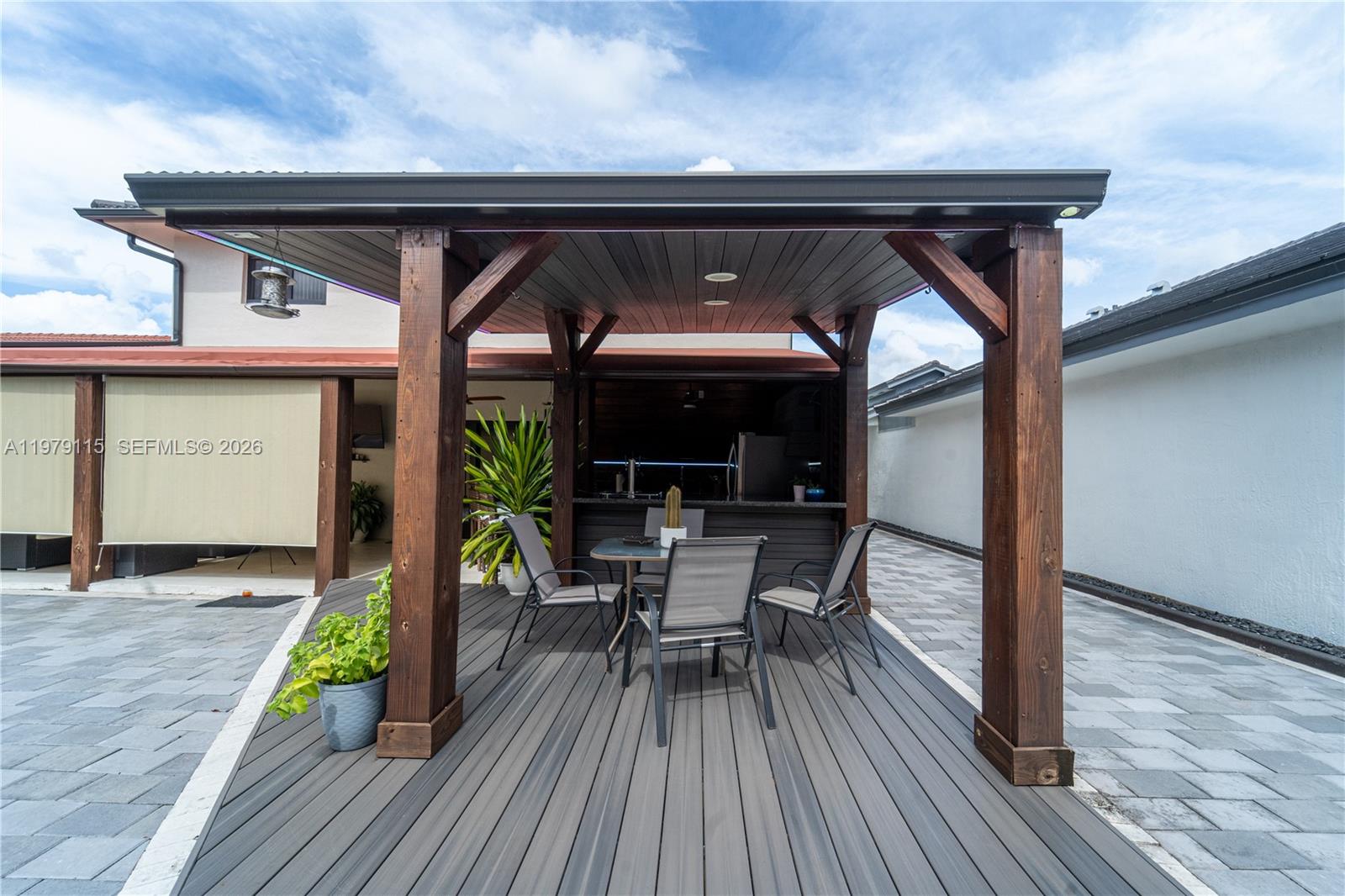 14172 NW 87th Ct Miami Lakes, FL 33018