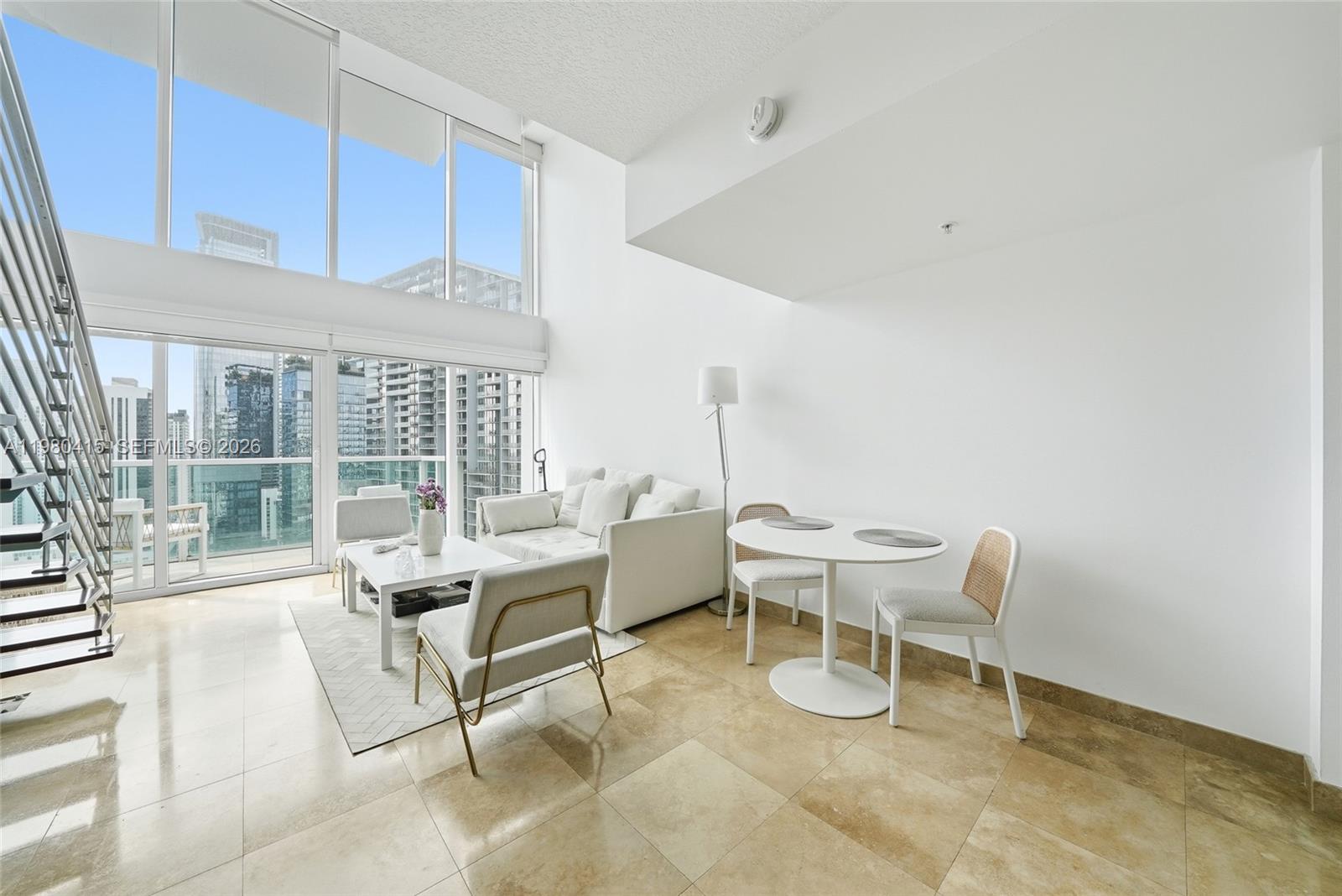 41 SE 5th St #2104 Miami, FL 33131