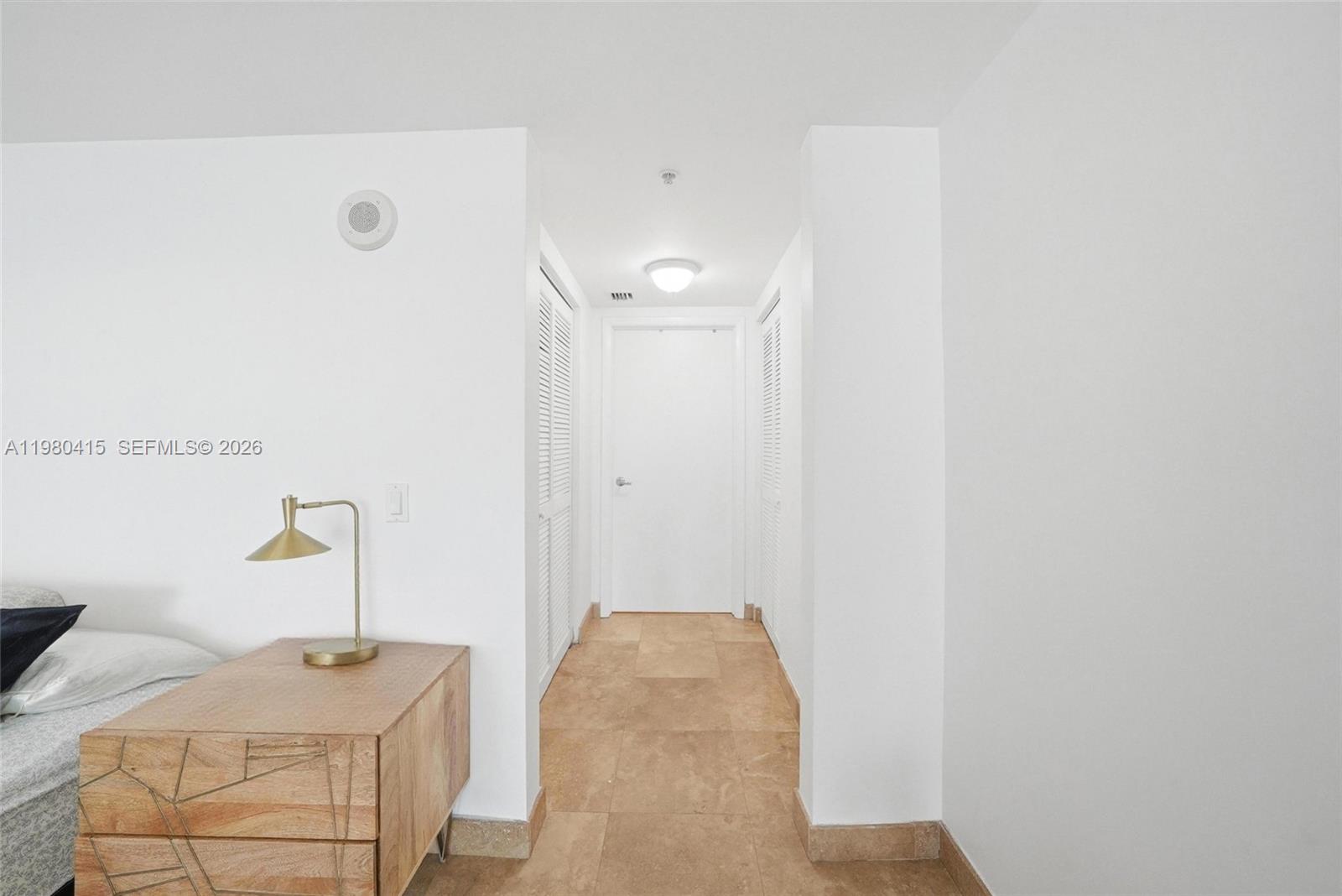 41 SE 5th St #2104 Miami, FL 33131