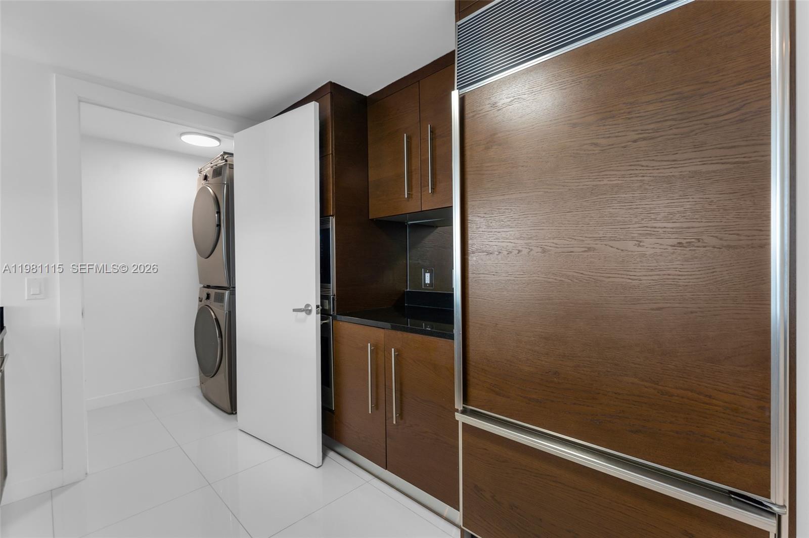 image Icon Brickell II13