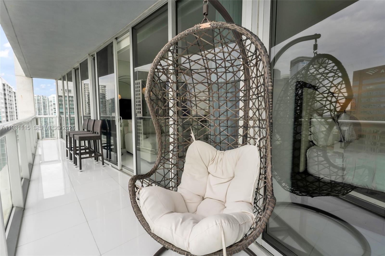 image Icon Brickell II29