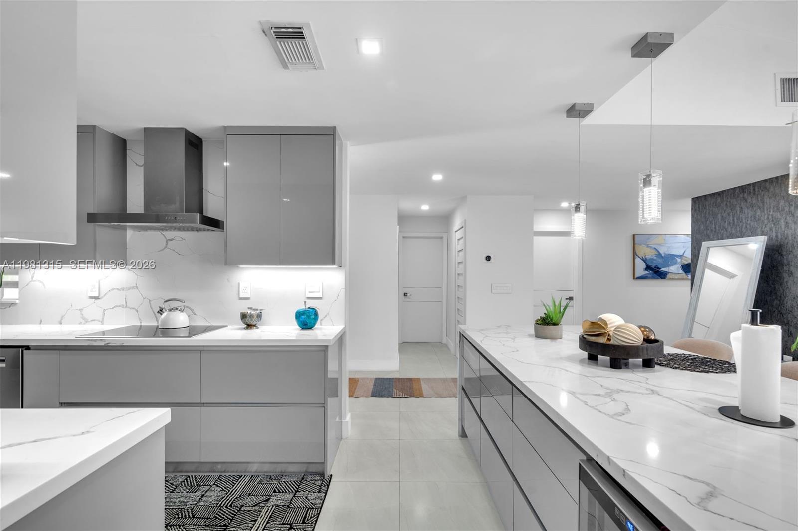 19951 NE 10th Pl Way Miami, FL 33179