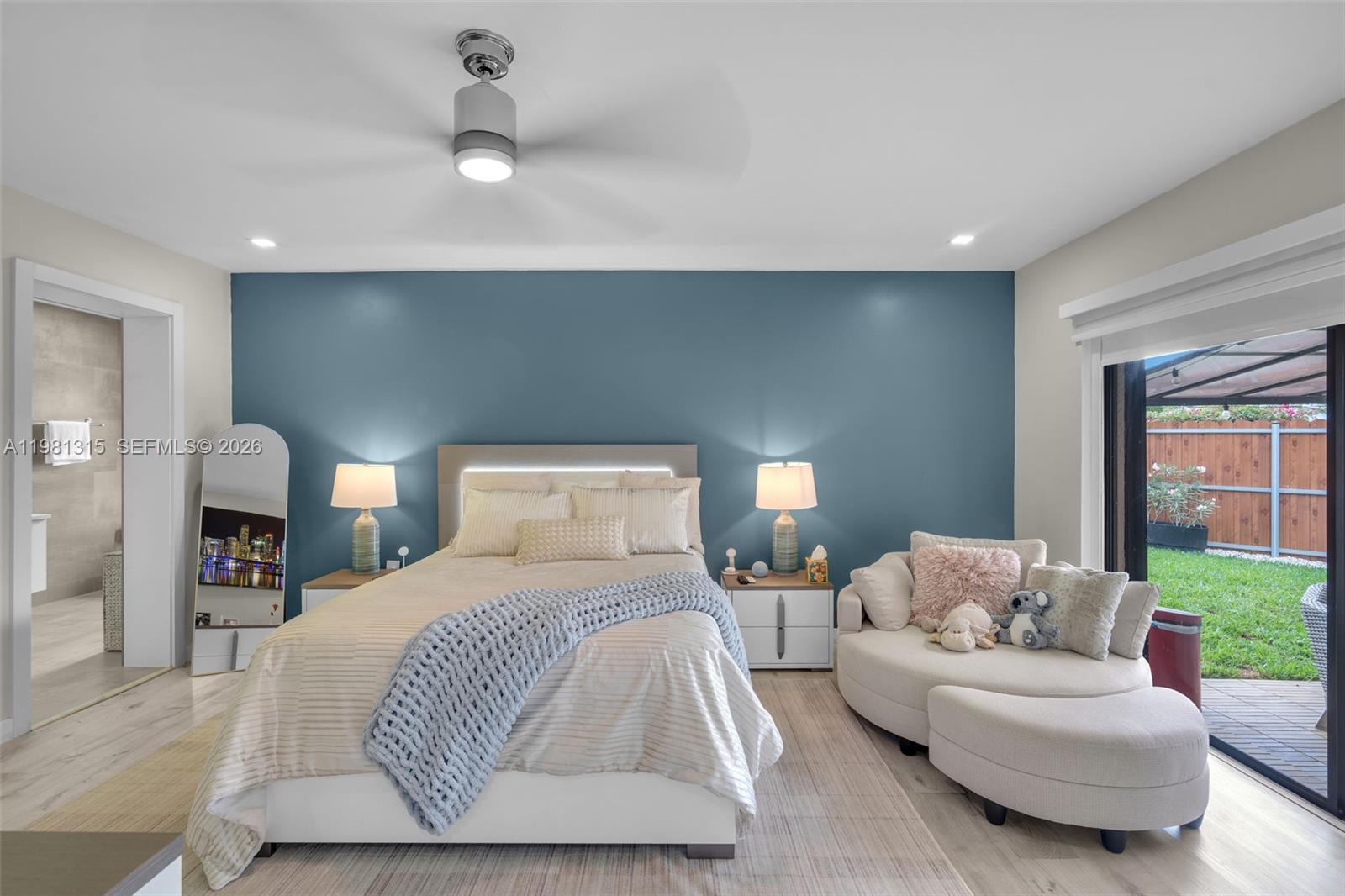 19951 NE 10th Pl Way Miami, FL 33179