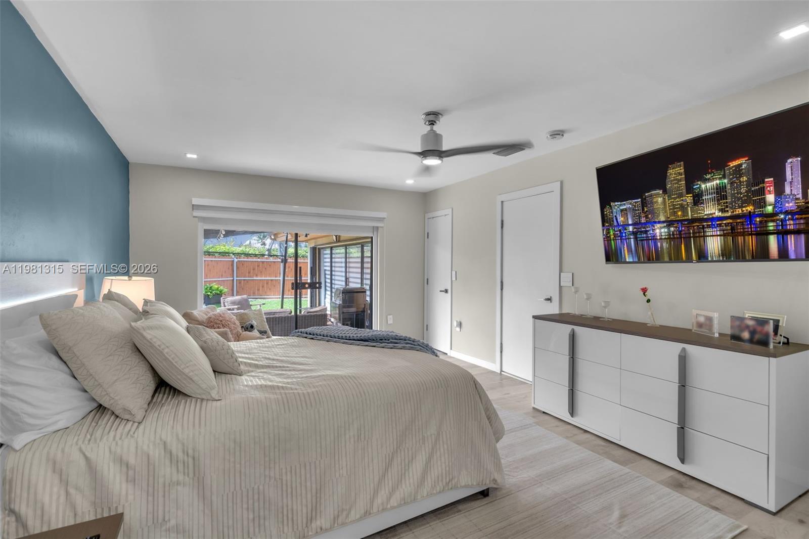 19951 NE 10th Pl Way Miami, FL 33179