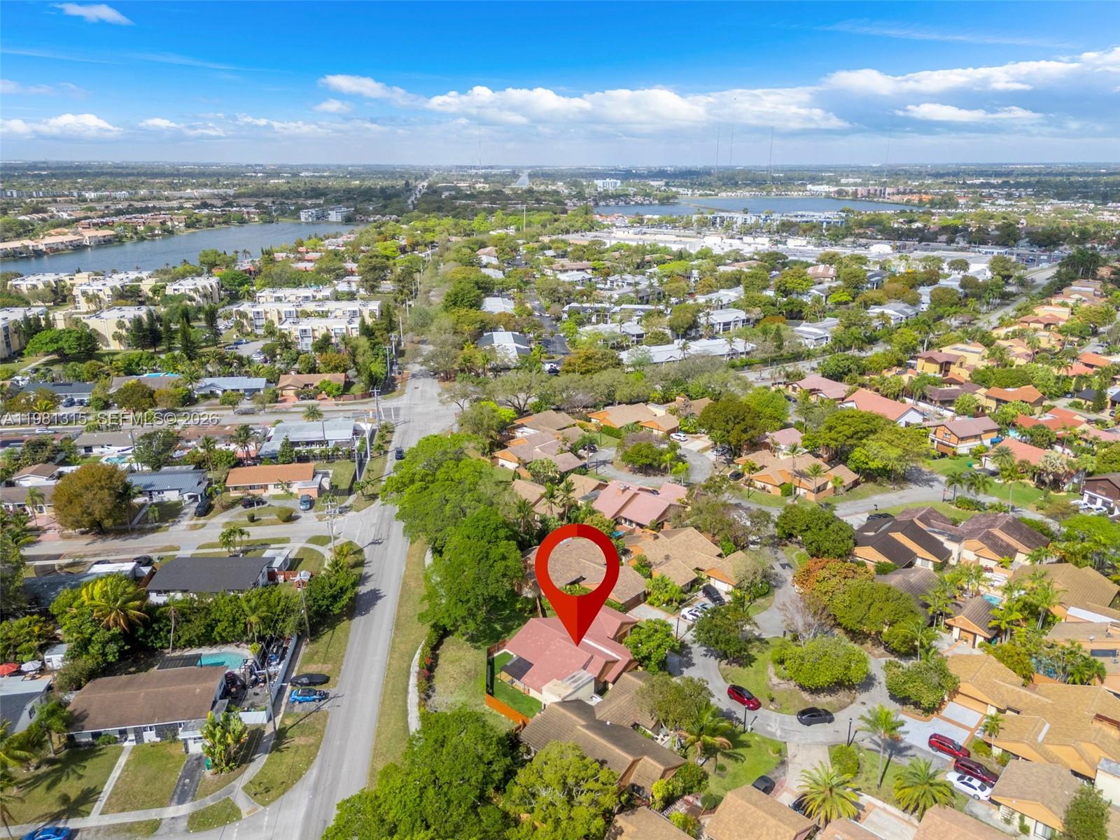 19951 NE 10th Pl Way Miami, FL 33179