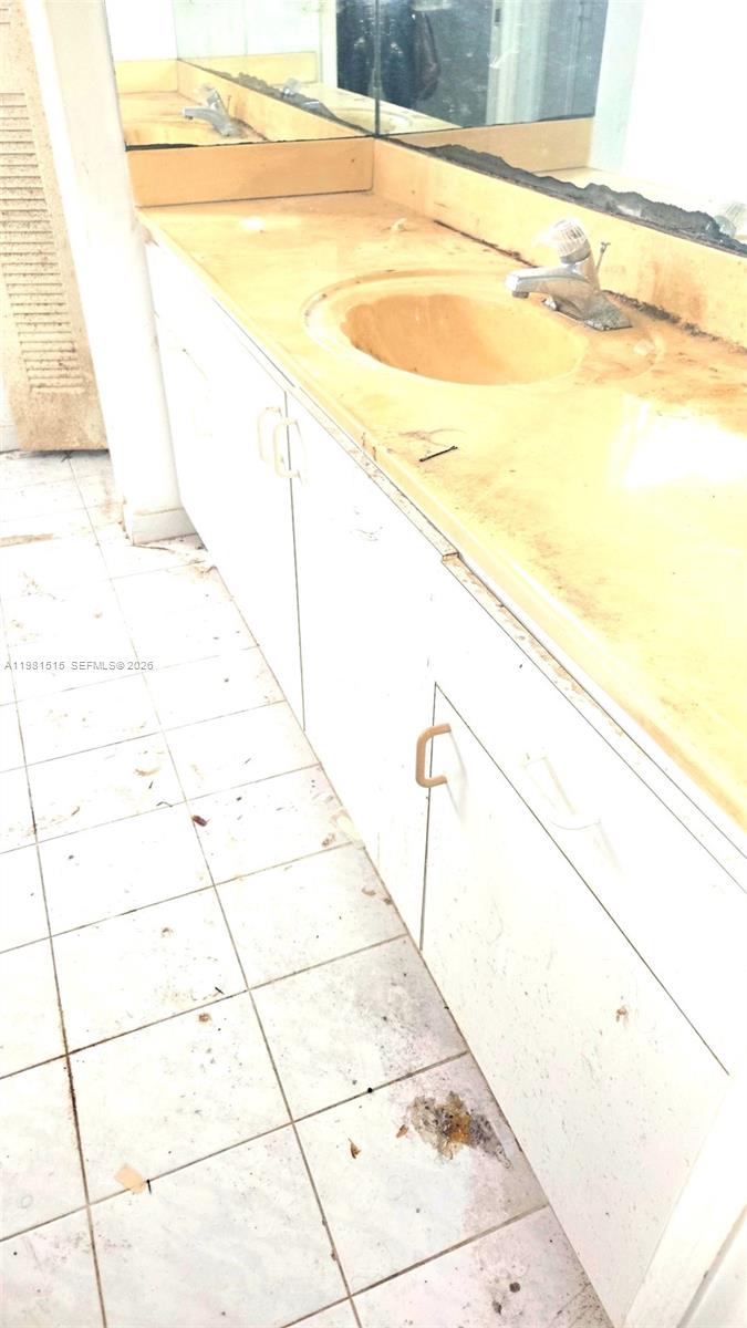 15153 NW 89th Pl Miami Lakes, FL 33018