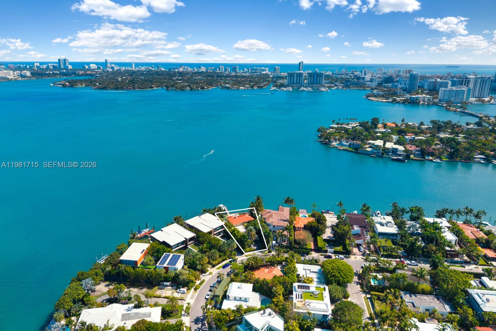 821 E Dilido Dr Miami Beach, FL 33139