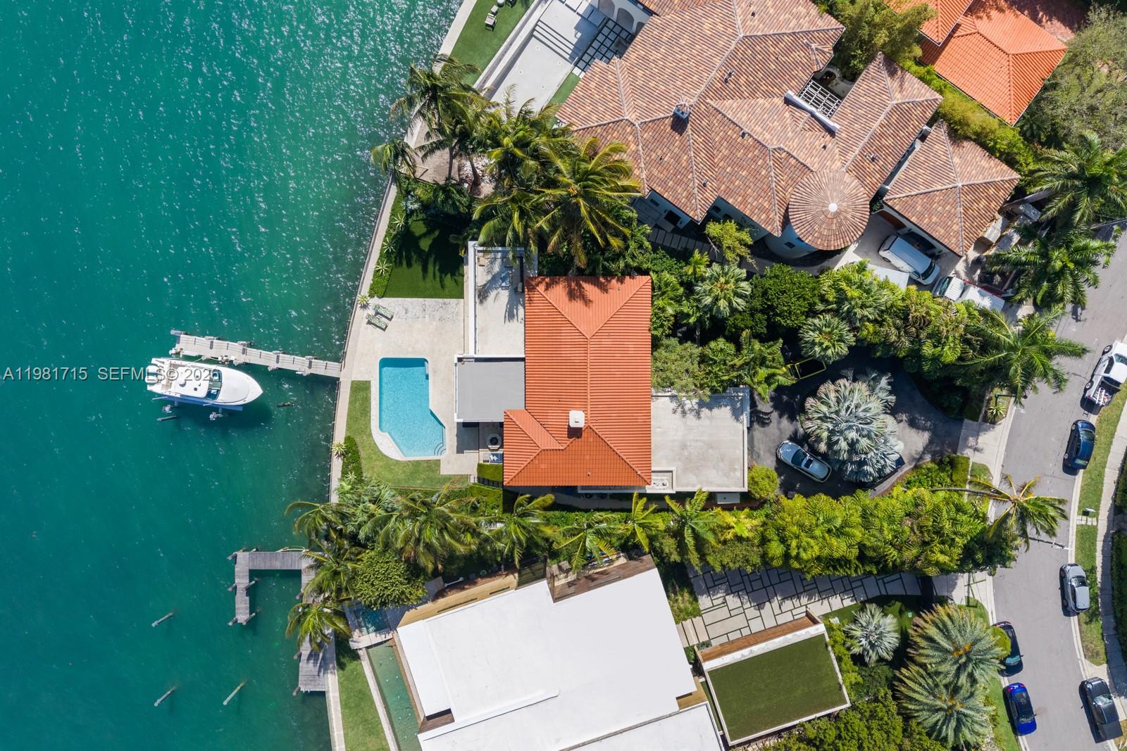 821 E Dilido Dr Miami Beach, FL 33139