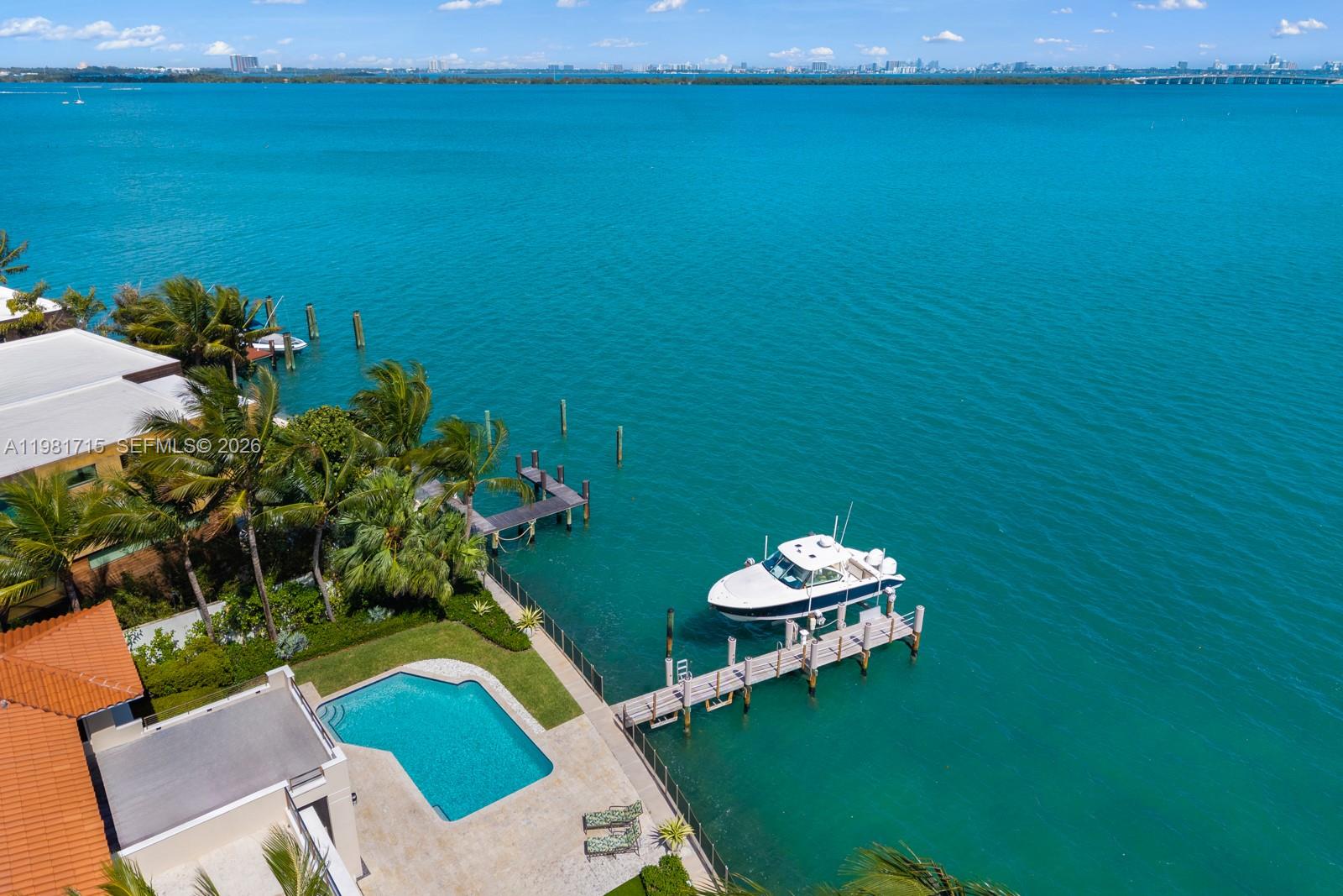 821 E Dilido Dr Miami Beach, FL 33139