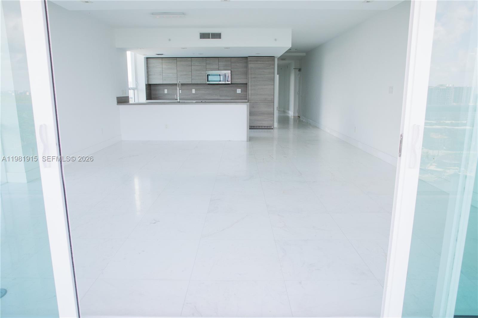 image 400 Sunny Isles19