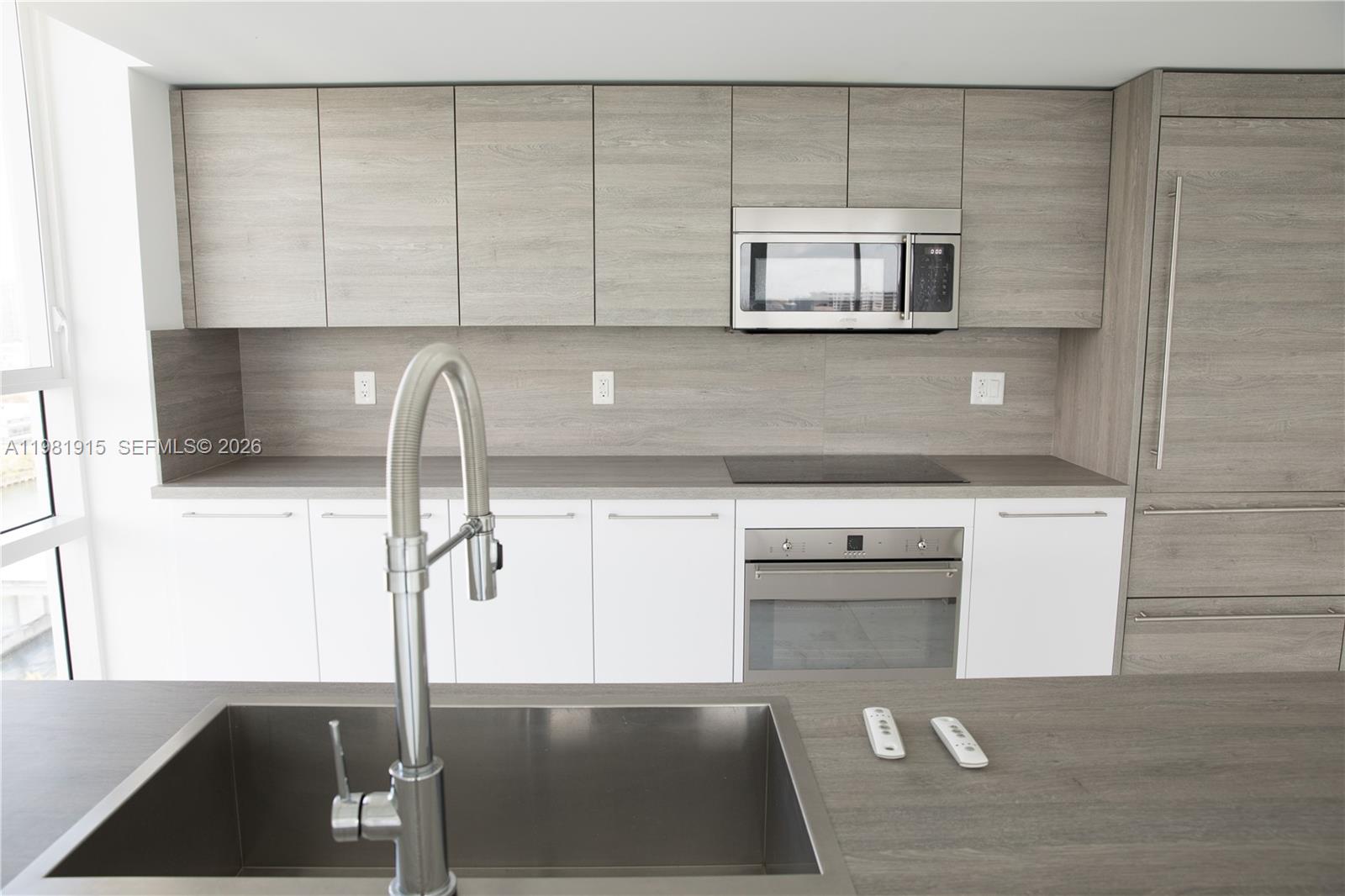 image 400 Sunny Isles21