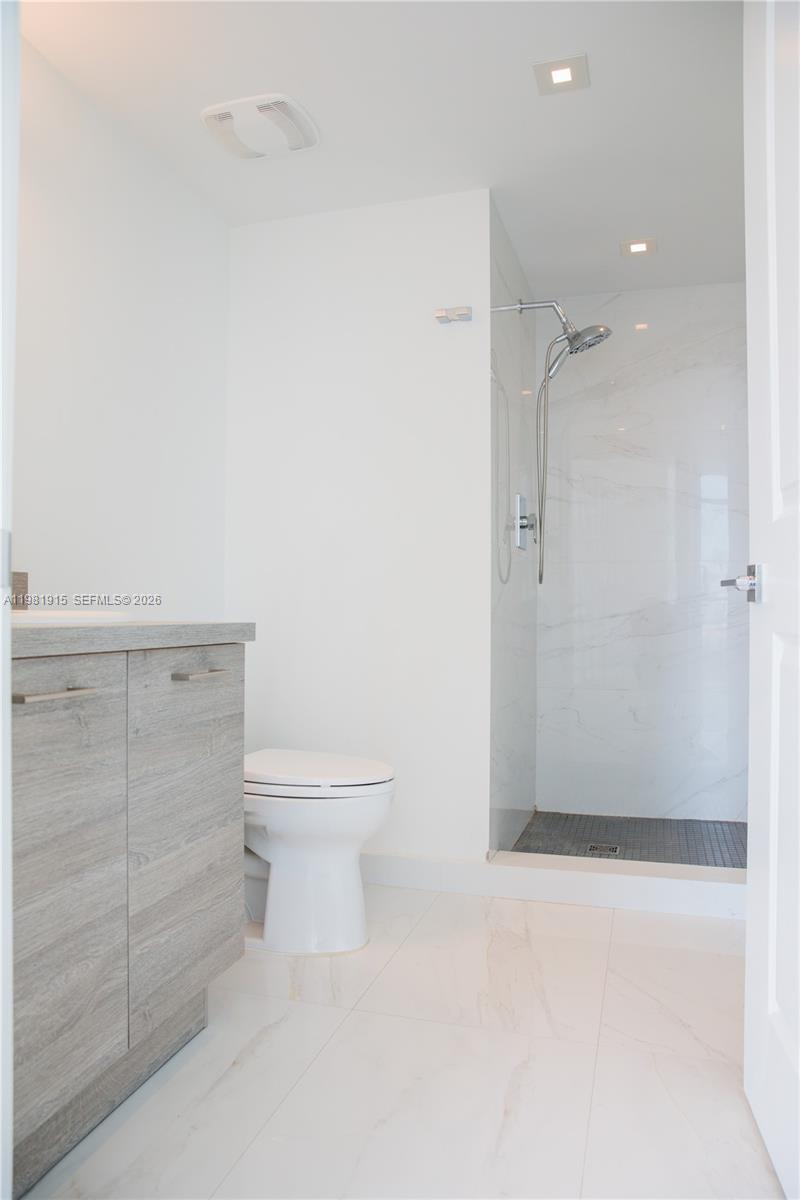 image 400 Sunny Isles29