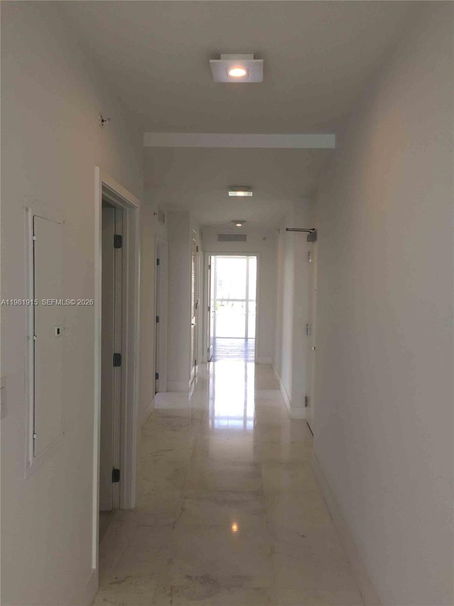 400 Sunny Isles Blvd #1701 Sunny Isles Beach, FL 33160
