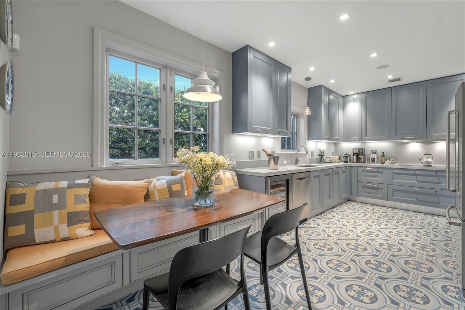 1729 Lenox Ave Miami Beach, FL 33139