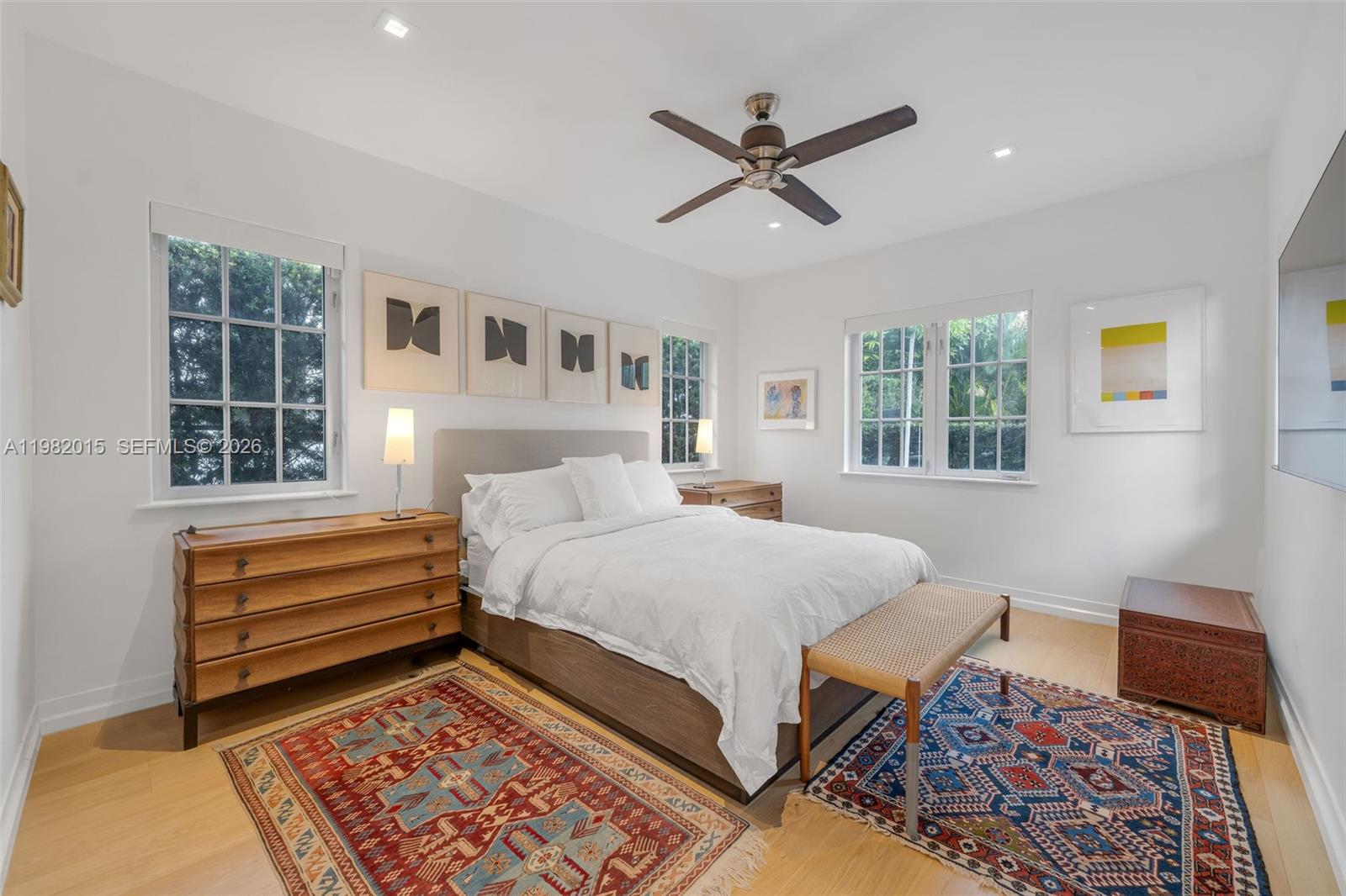 1729 Lenox Ave Miami Beach, FL 33139