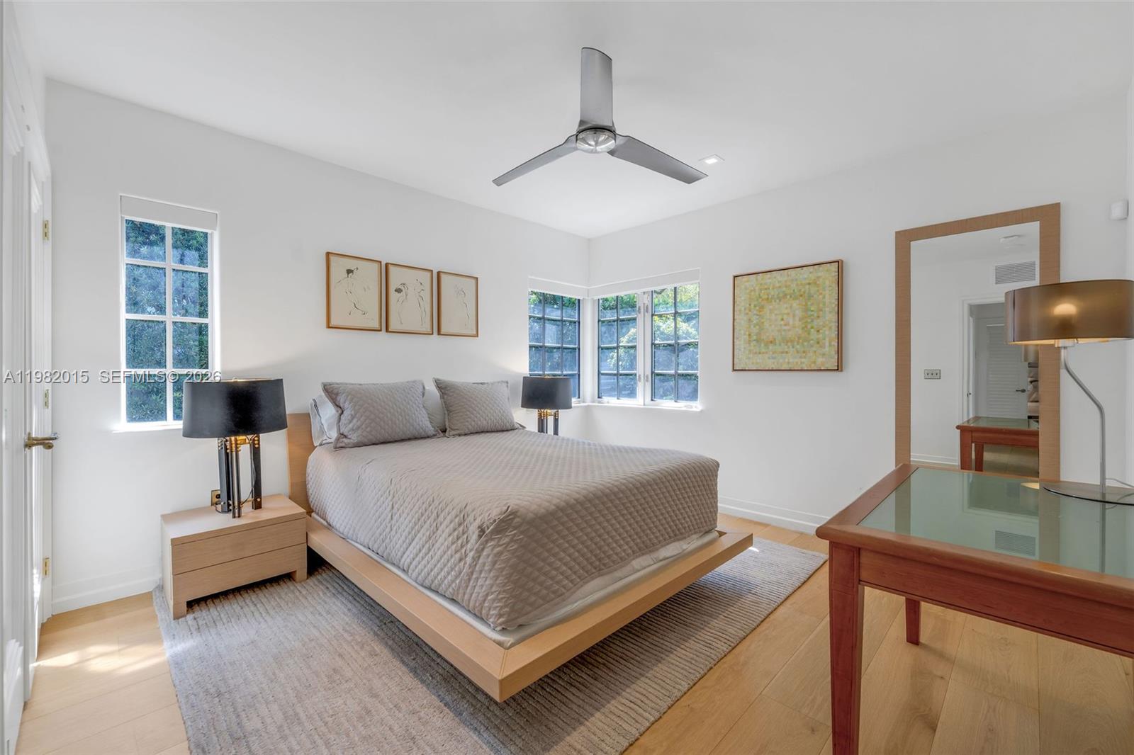 1729 Lenox Ave Miami Beach, FL 33139