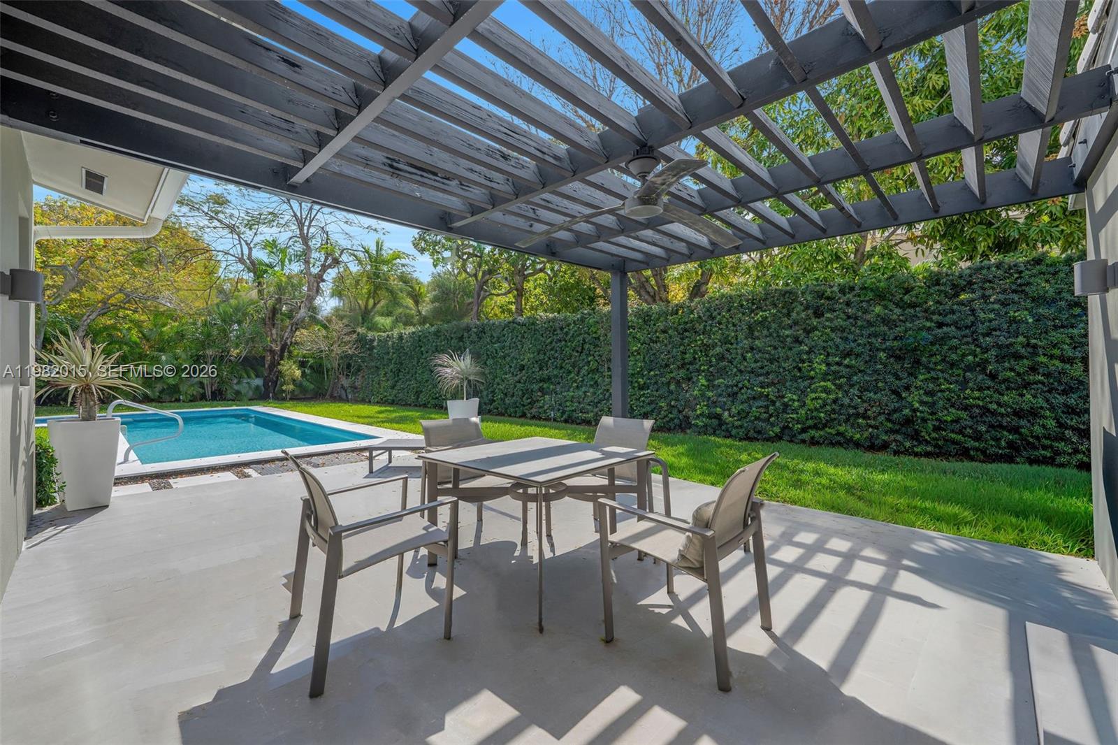 1729 Lenox Ave Miami Beach, FL 33139