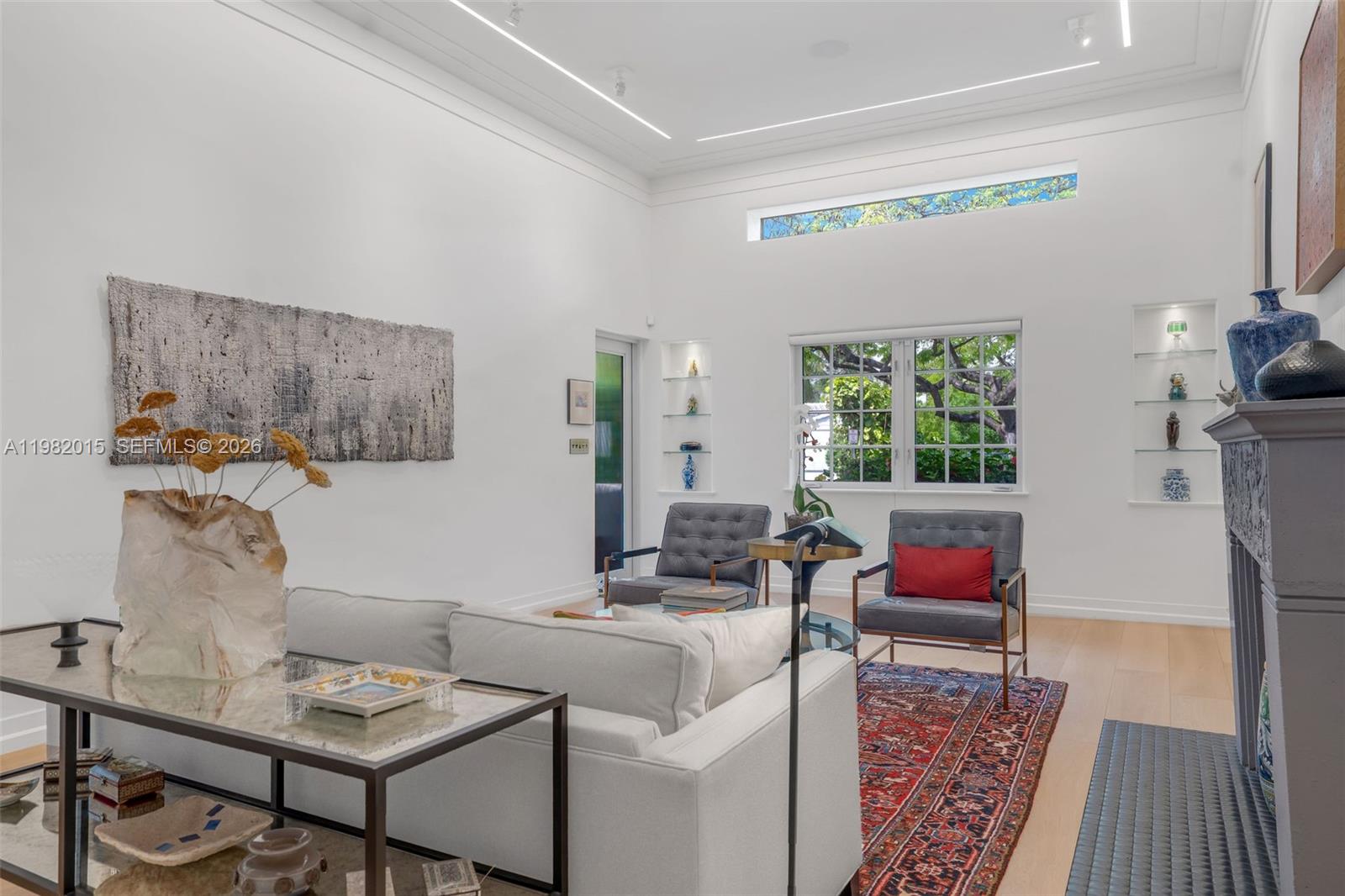 1729 Lenox Ave Miami Beach, FL 33139