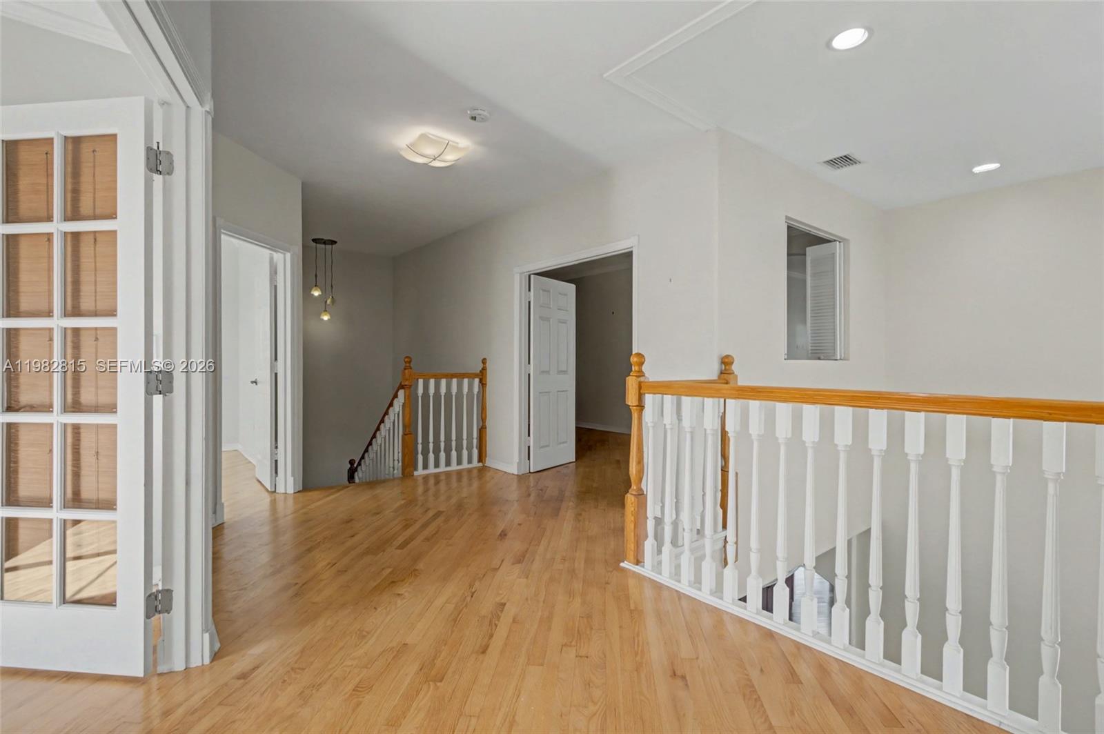 1560 Seagrape Way Hollywood, FL 33019