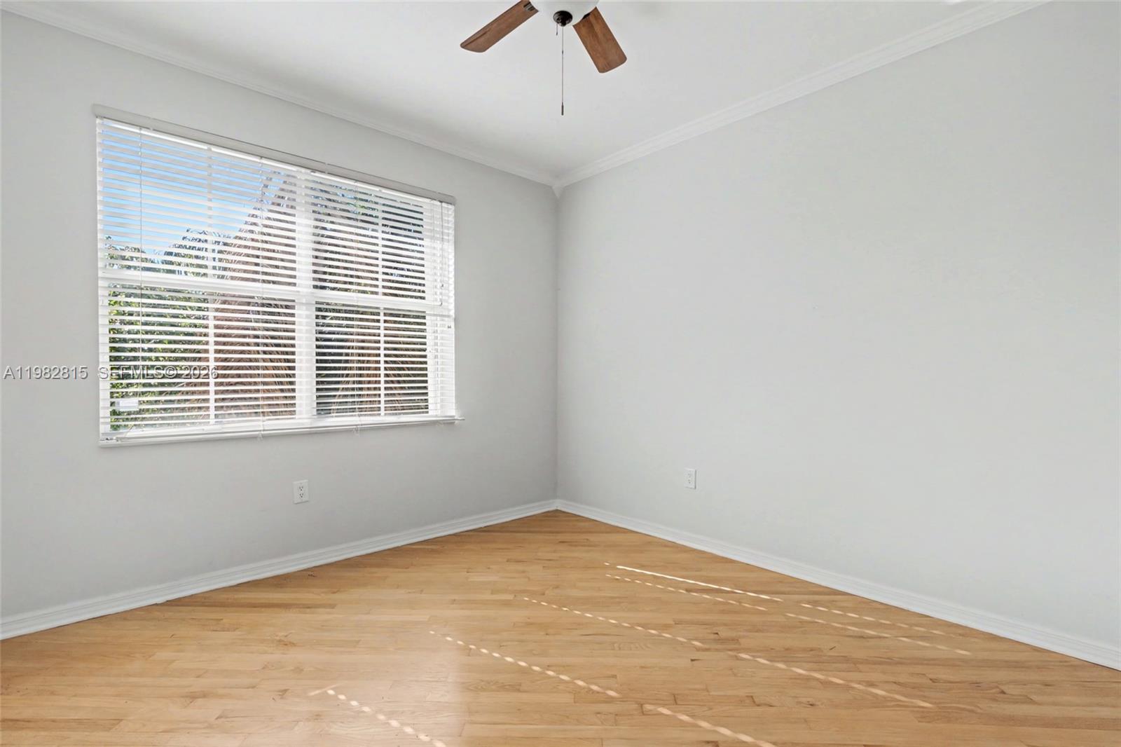 1560 Seagrape Way Hollywood, FL 33019