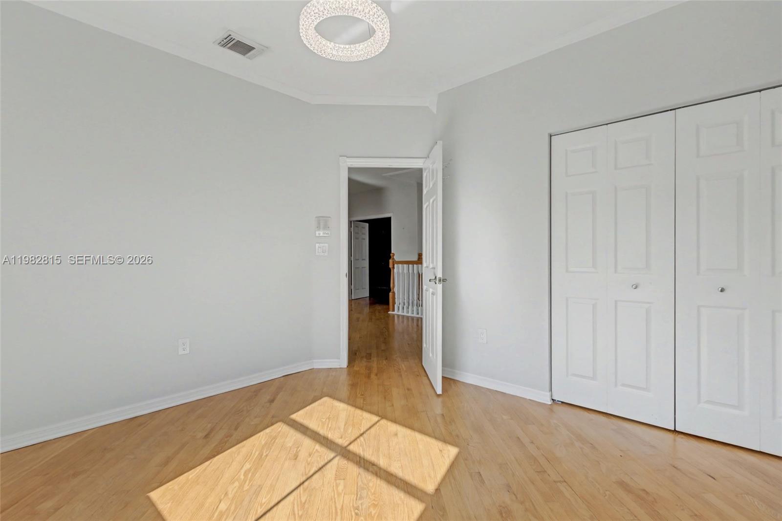 1560 Seagrape Way Hollywood, FL 33019