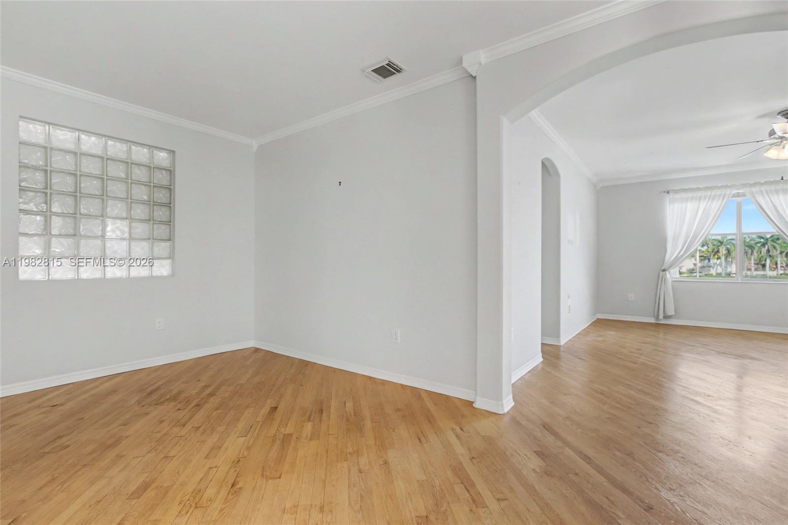 1560 Seagrape Way Hollywood, FL 33019