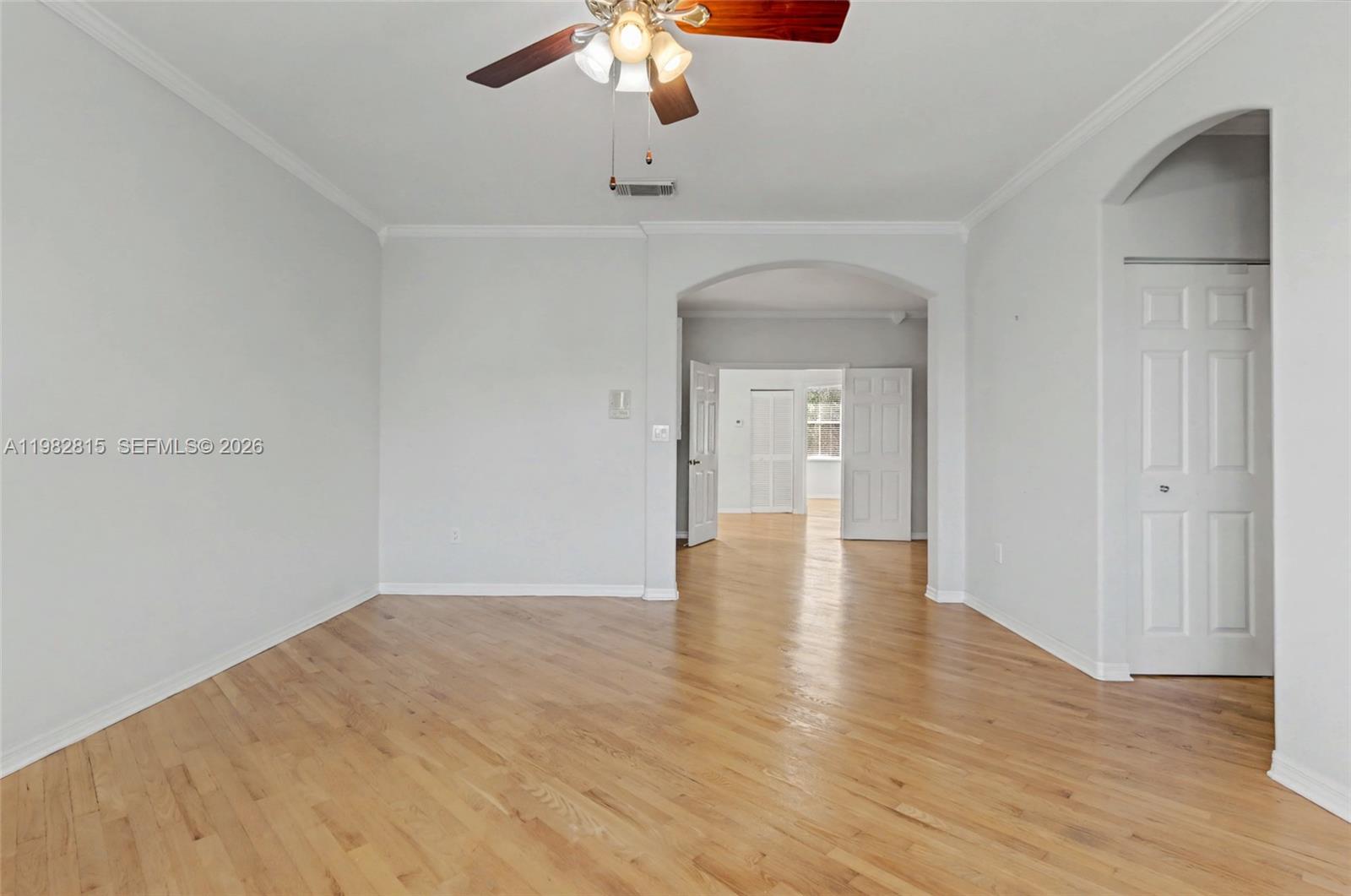 1560 Seagrape Way Hollywood, FL 33019