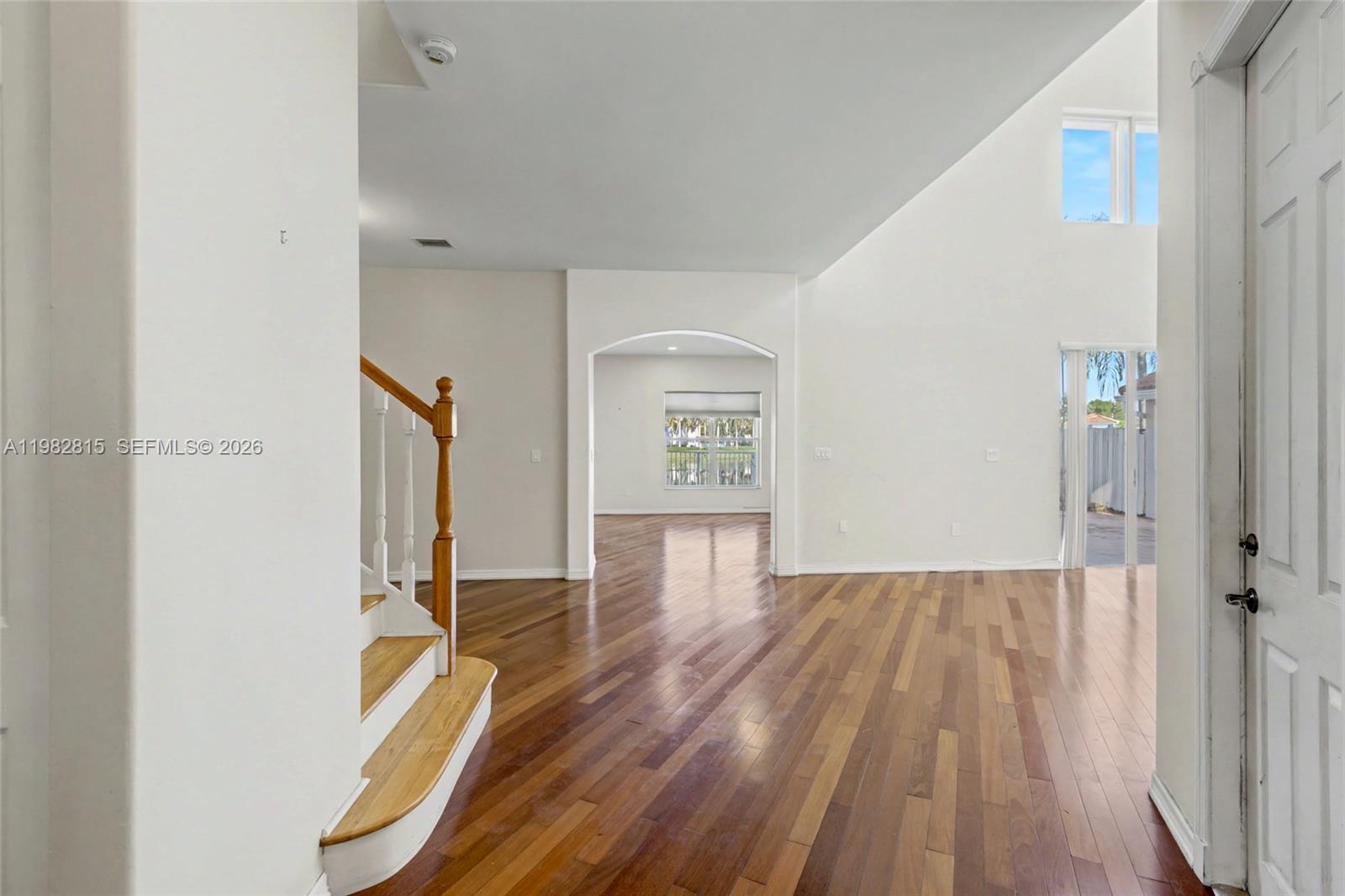 1560 Seagrape Way Hollywood, FL 33019