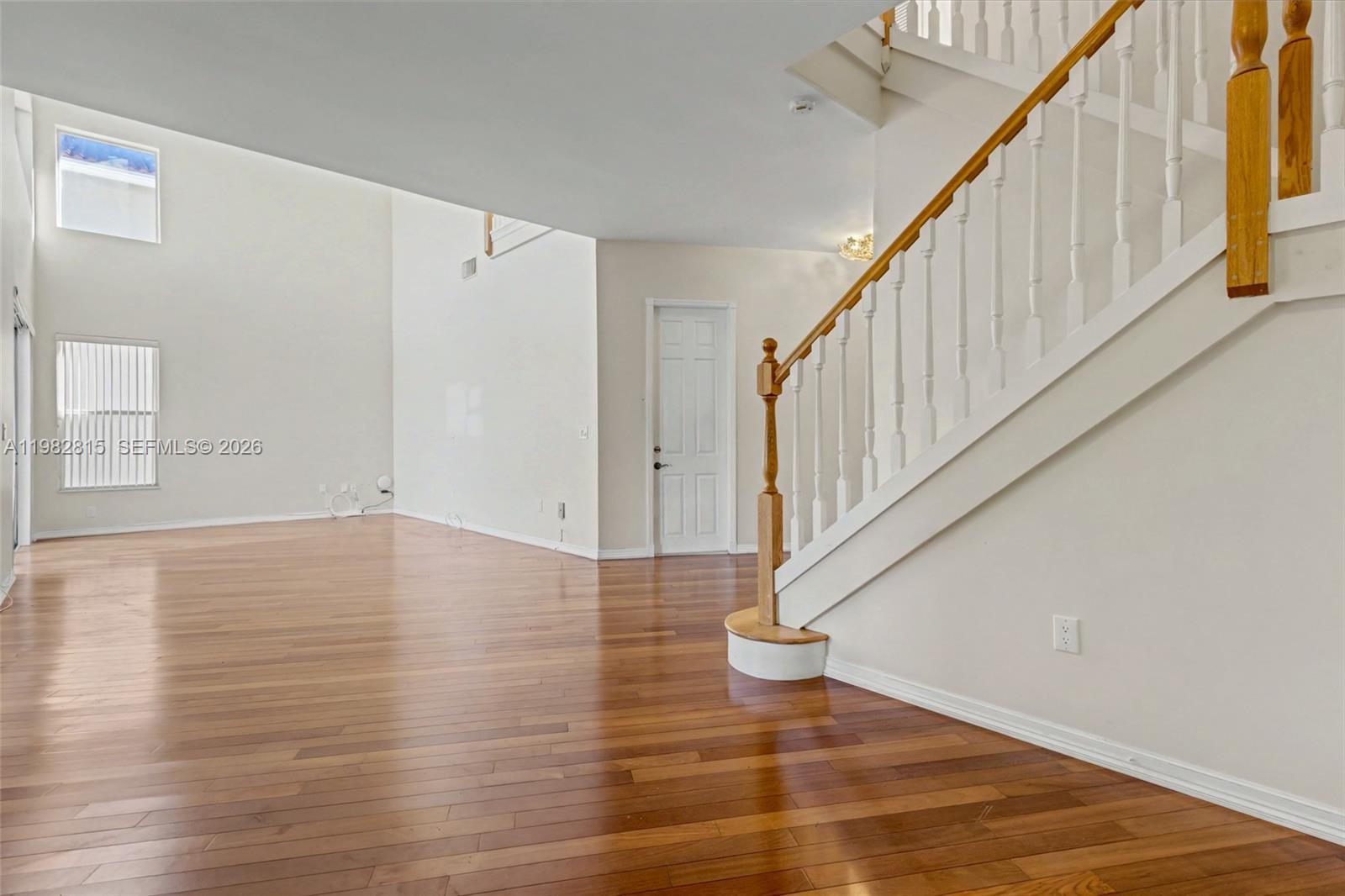 1560 Seagrape Way Hollywood, FL 33019