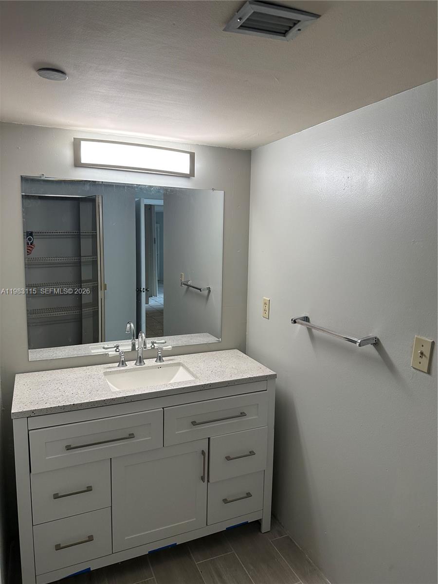 1100 Saint Charles Pl #215 Pembroke Pines, FL 33026