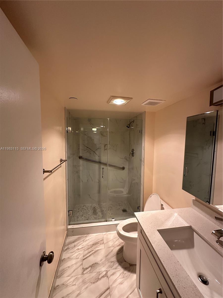 1100 Saint Charles Pl #215 Pembroke Pines, FL 33026