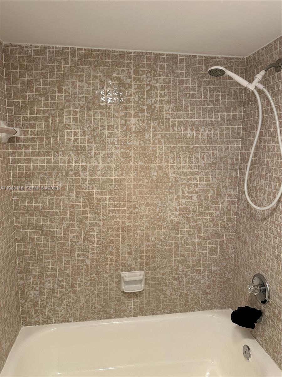 1100 Saint Charles Pl #215 Pembroke Pines, FL 33026