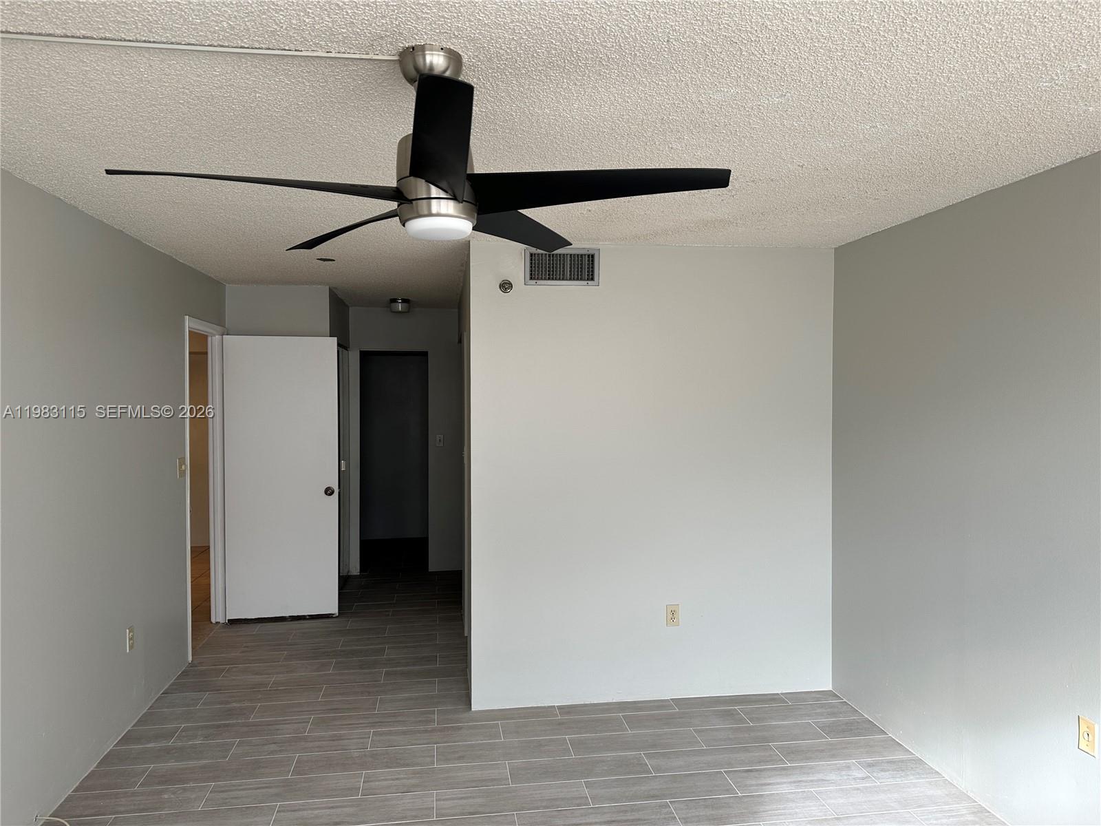 1100 Saint Charles Pl #215 Pembroke Pines, FL 33026