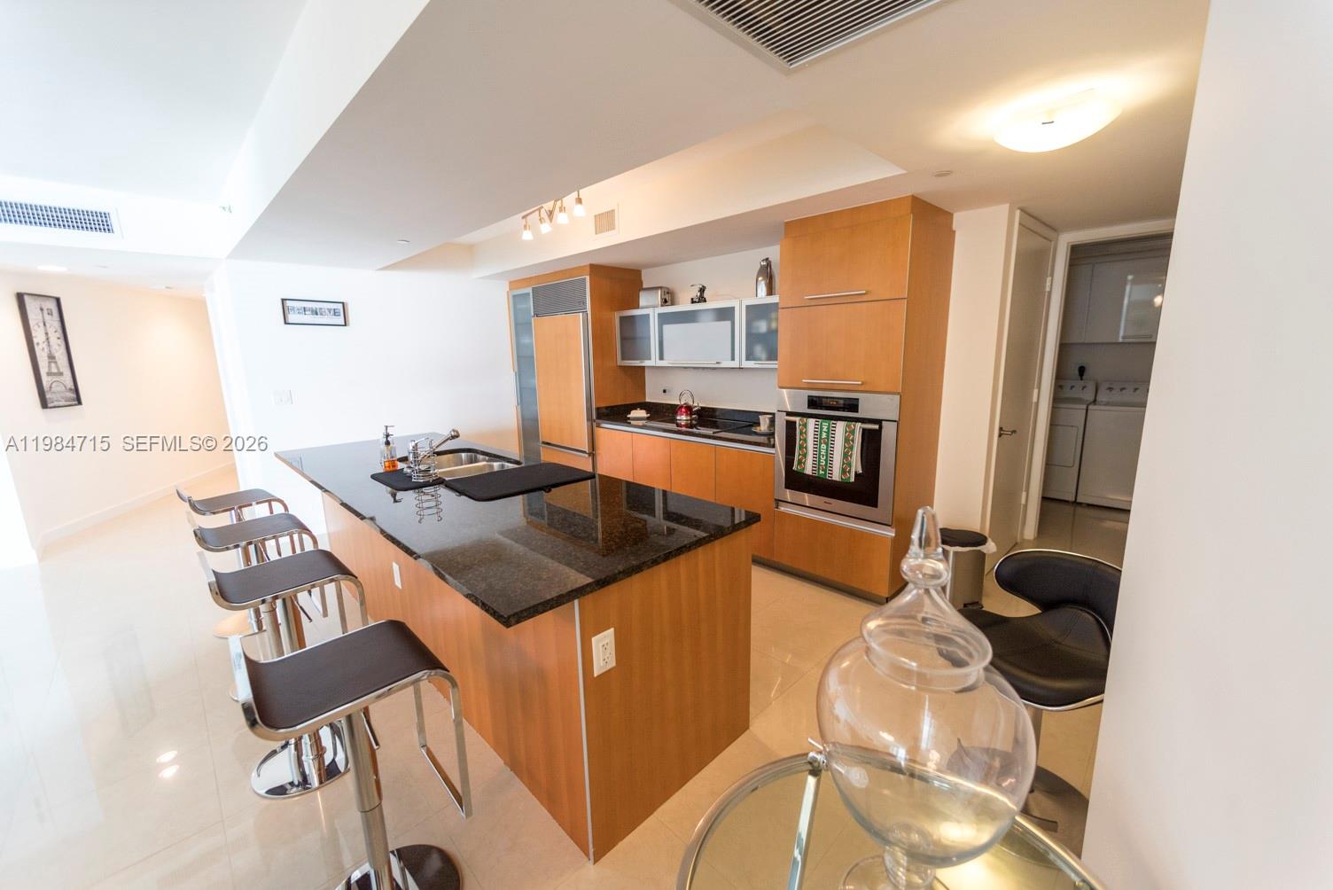 17201 Collins Ave #2104 Sunny Isles Beach, FL 33160