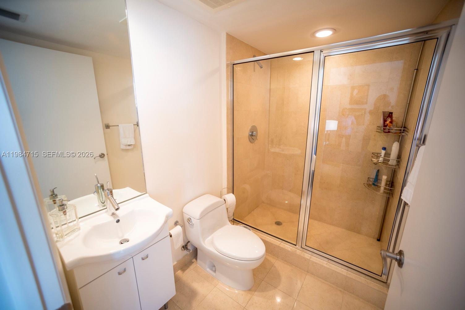 17201 Collins Ave #2104 Sunny Isles Beach, FL 33160