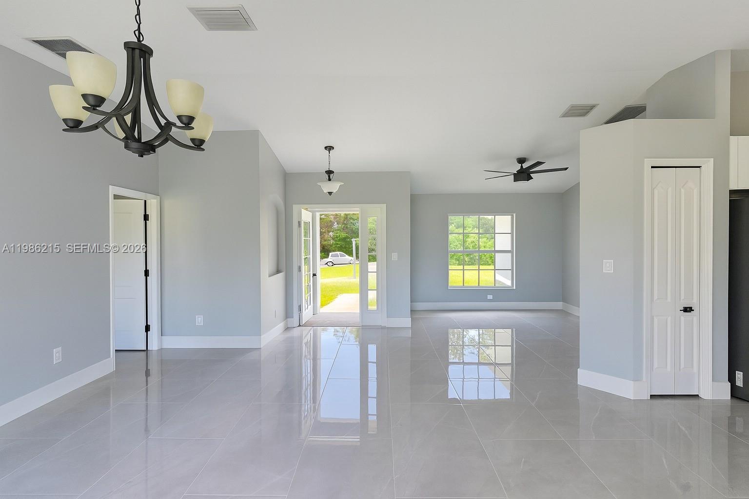 116 Ridgemont Dr Lehigh Acres, FL 33972