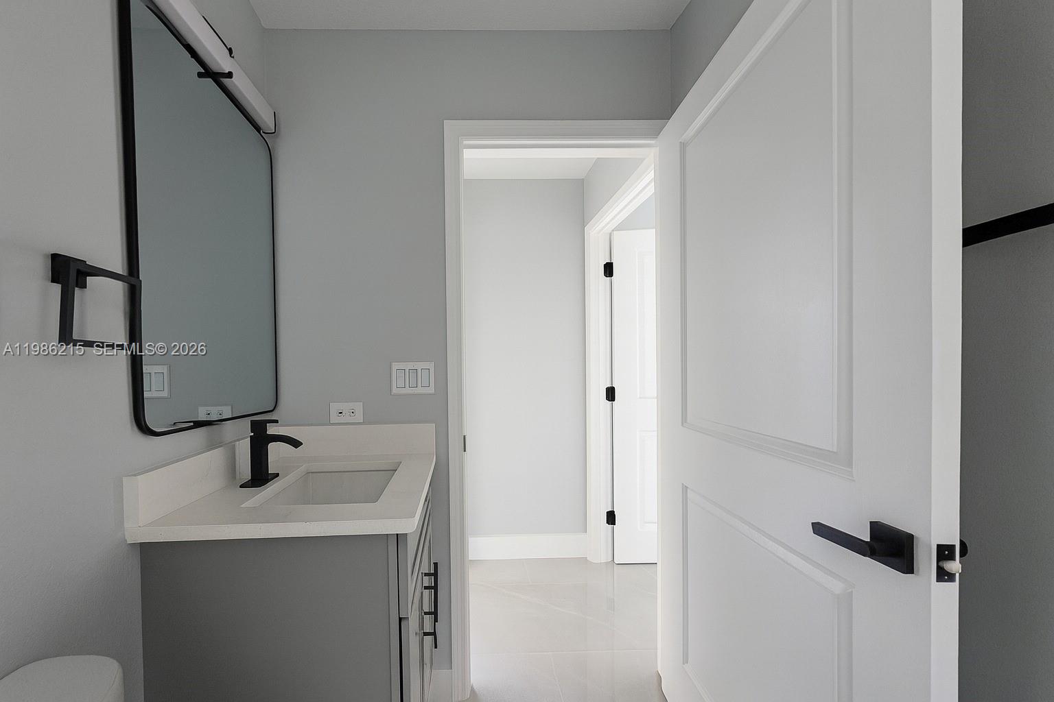 116 Ridgemont Dr Lehigh Acres, FL 33972