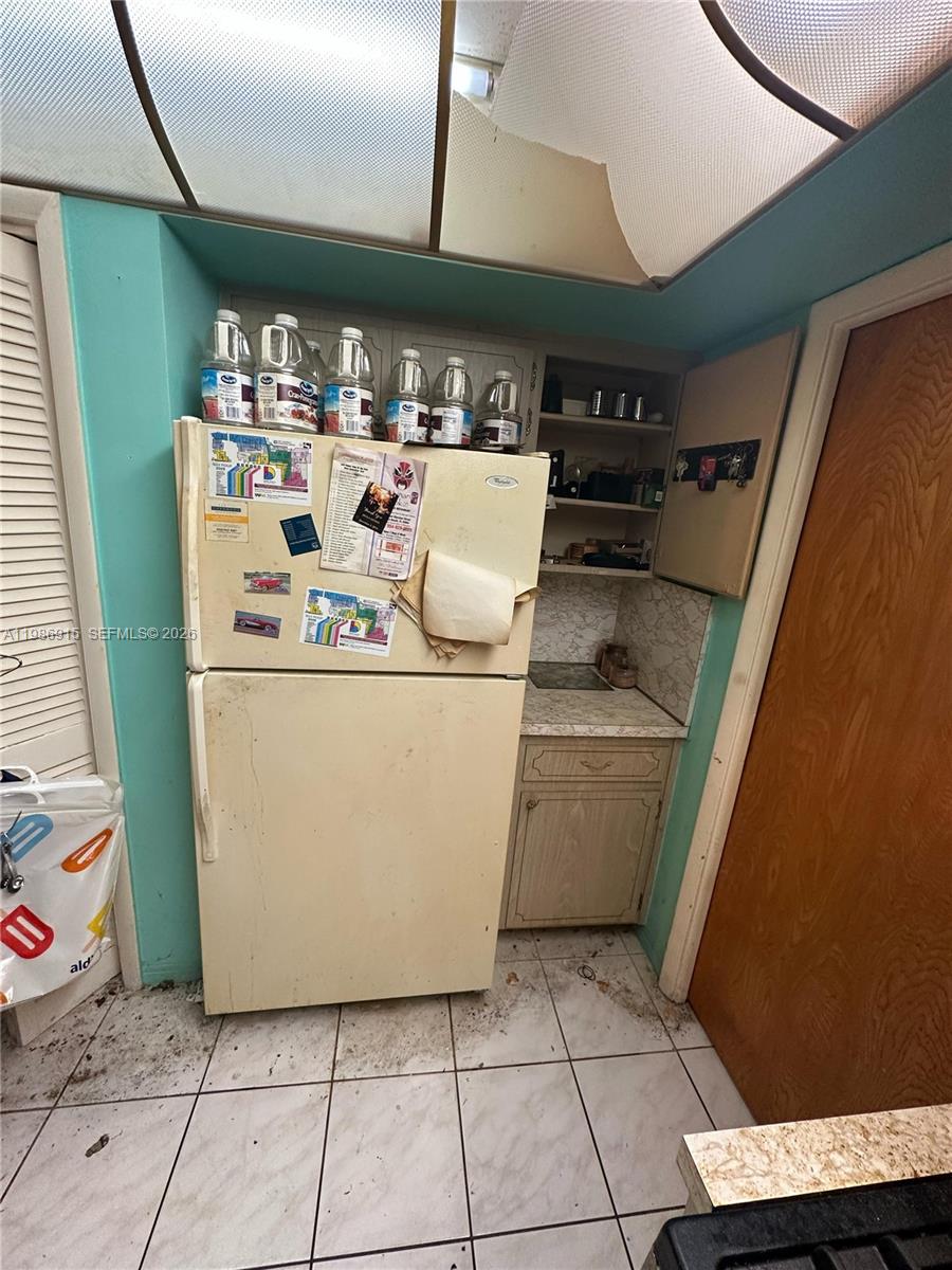 258 SW 8th St Dania Beach, FL 33004