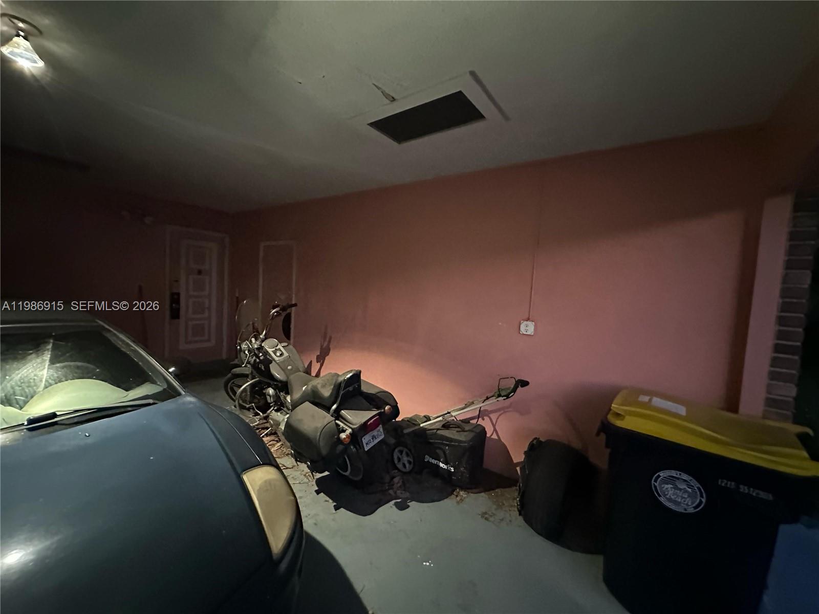 258 SW 8th St Dania Beach, FL 33004