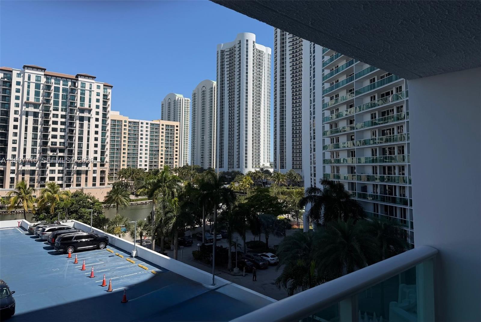 image Arlen House East2