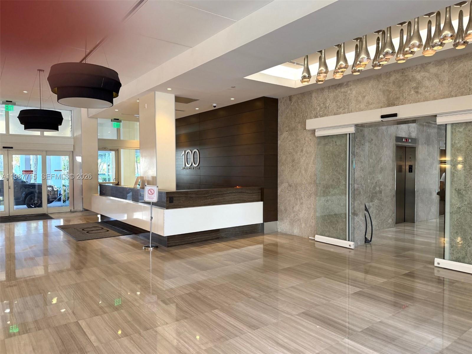 image Arlen House East4