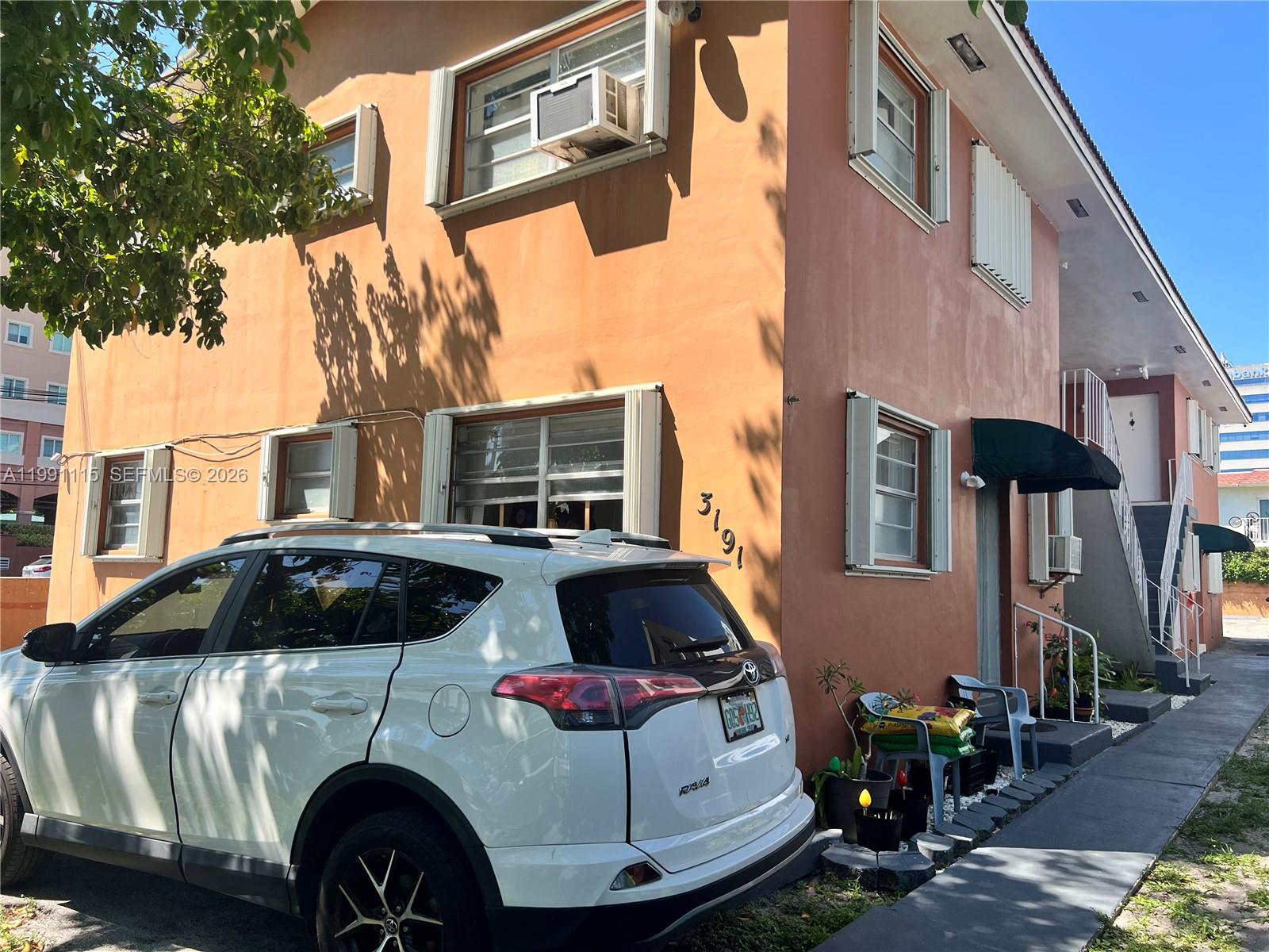 3191 SW 23rd St Miami, FL 33145