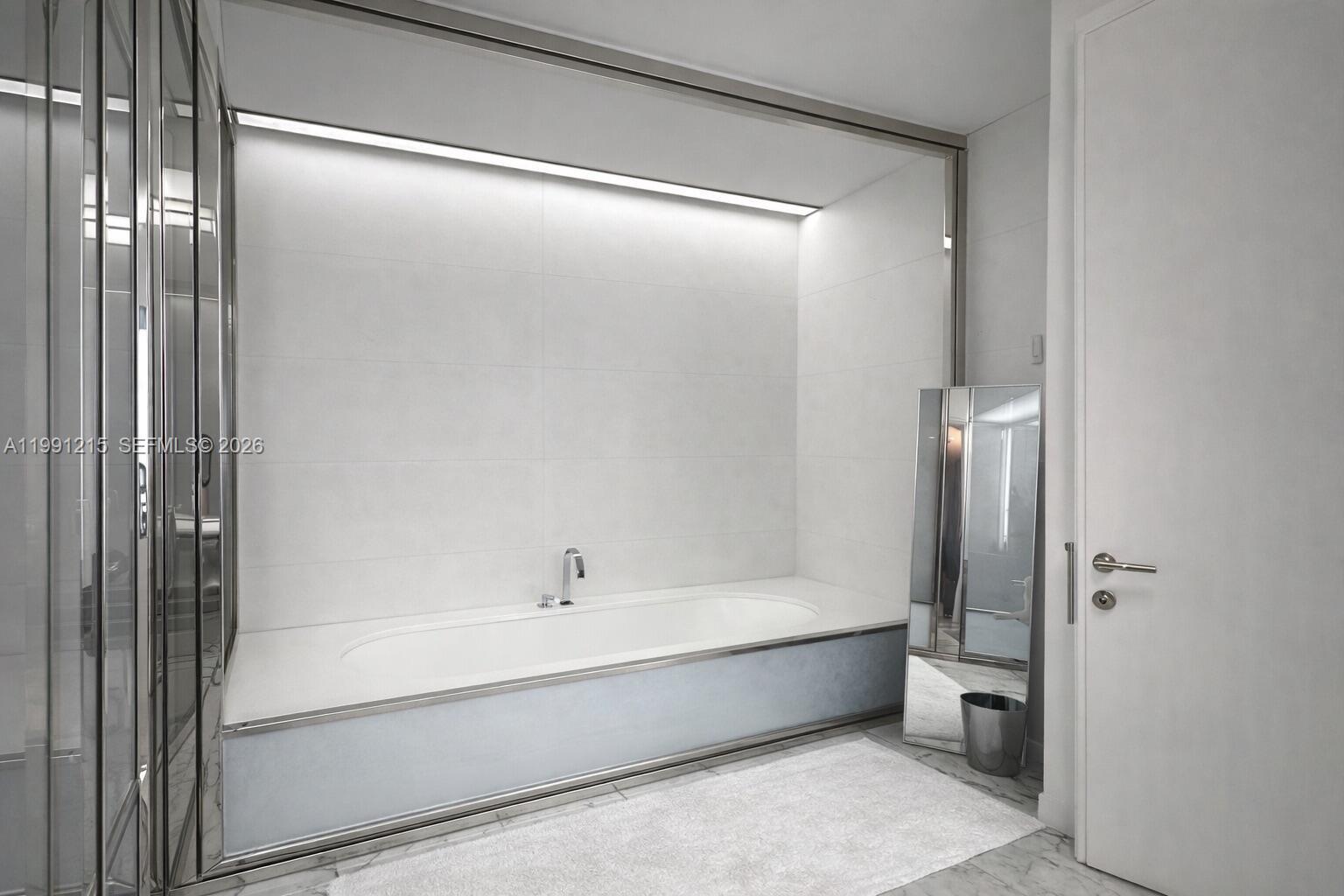 3315 Collins Ave #8D Miami Beach, FL 33140