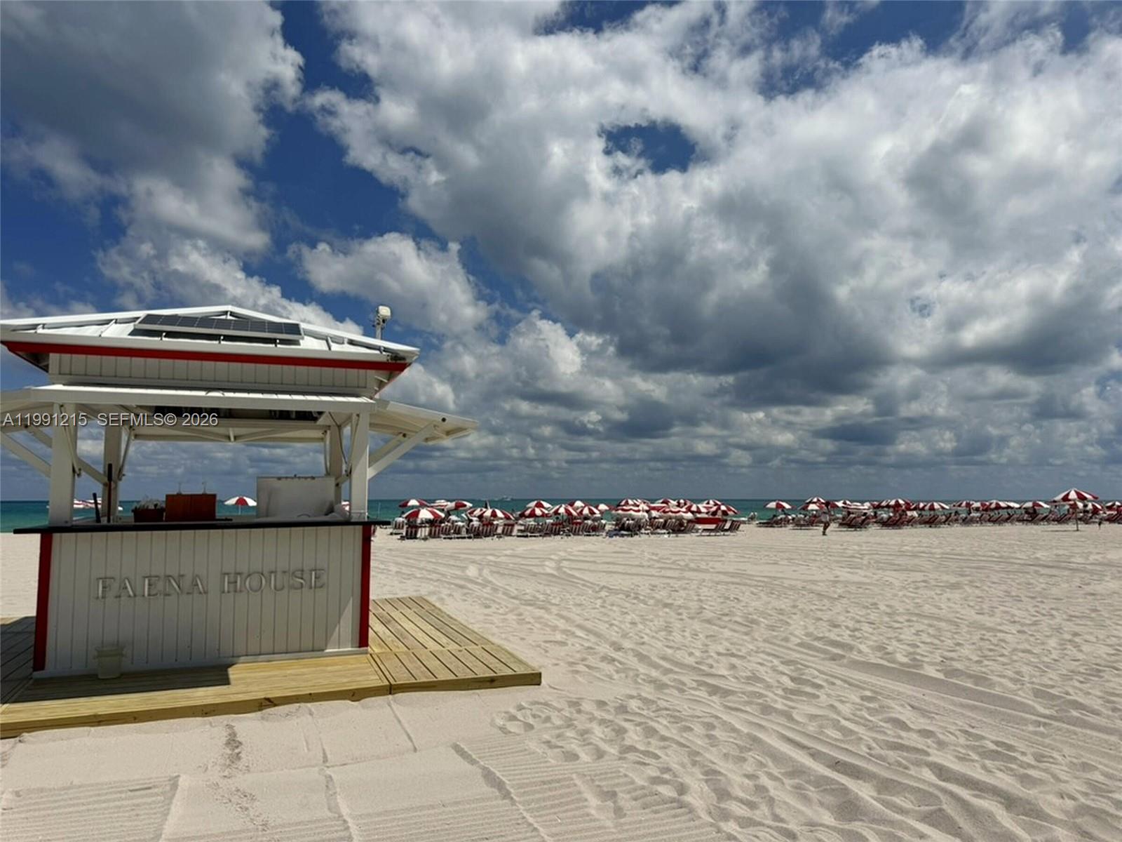 3315 Collins Ave #8D Miami Beach, FL 33140