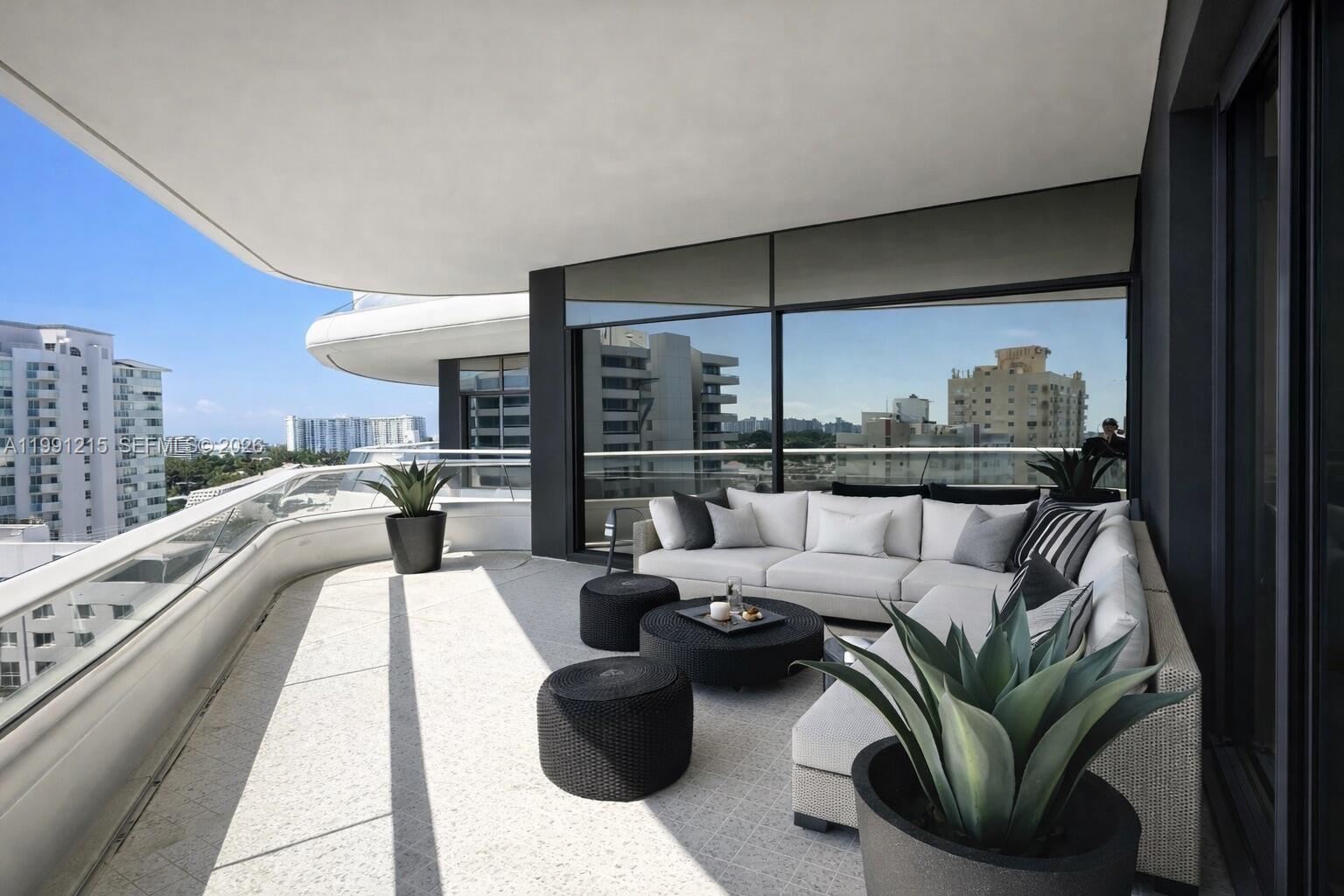 3315 Collins Ave #8D Miami Beach, FL 33140