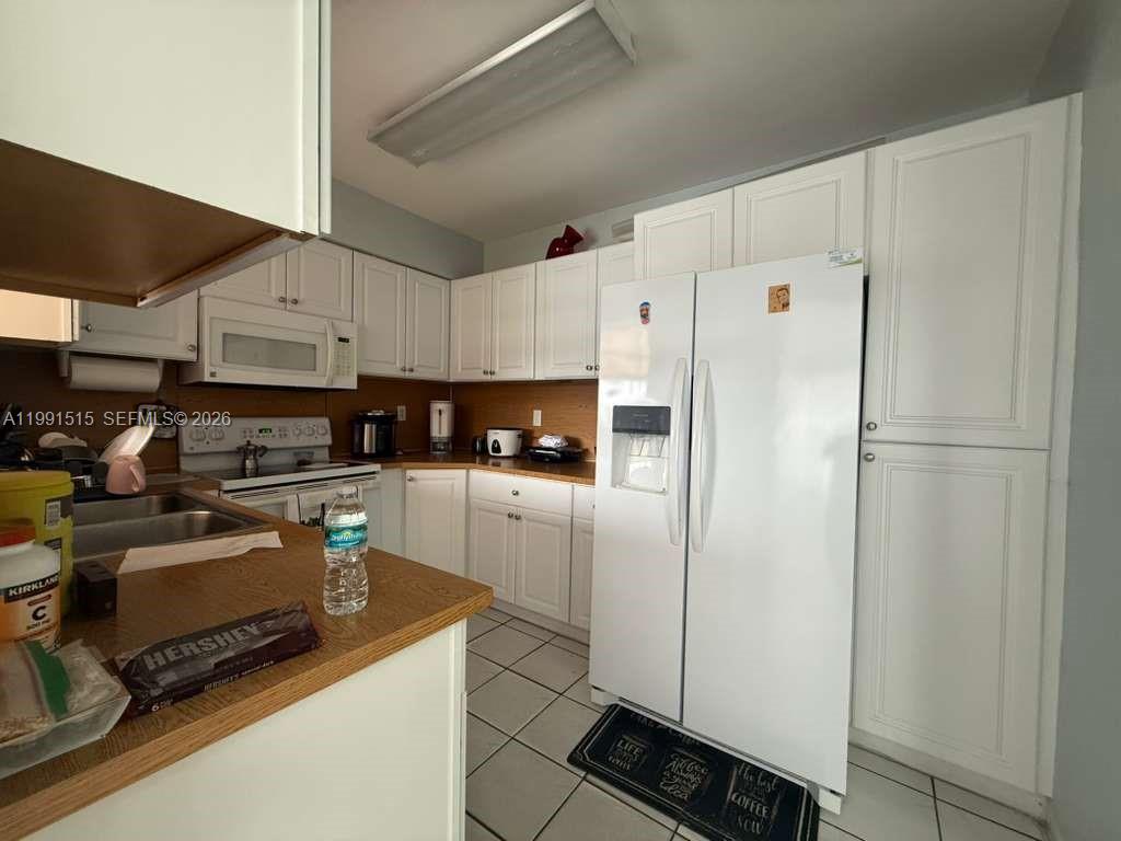 4470 W 1st Ave Hialeah, FL 33012