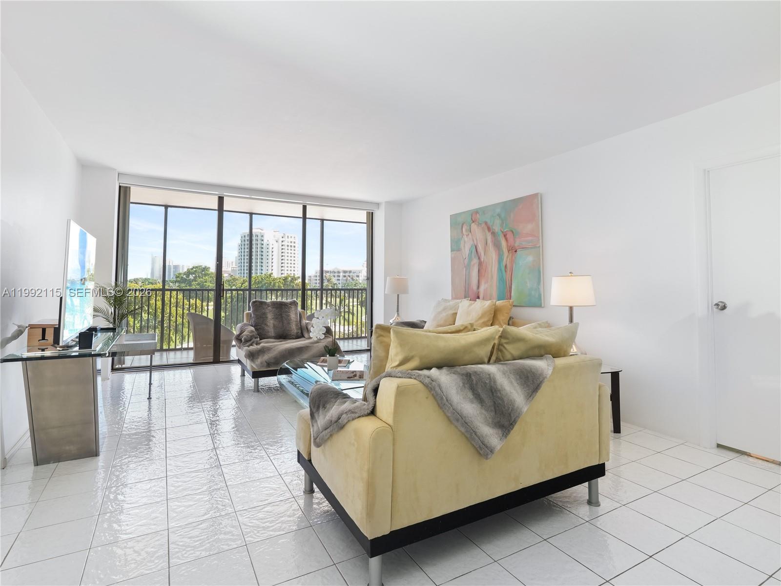 20379 W Country Clb Dr #536 Aventura, FL 33180