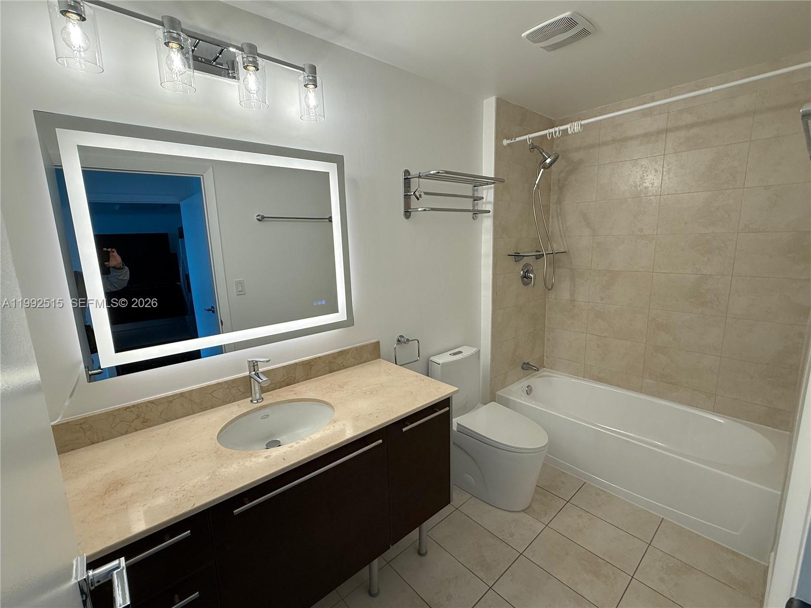 image Quantum on the Bay12