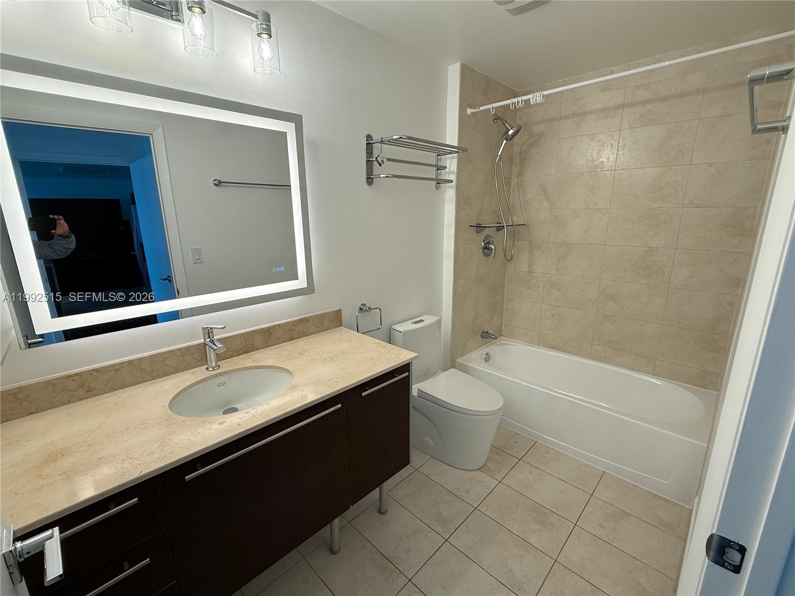 image Quantum on the Bay8