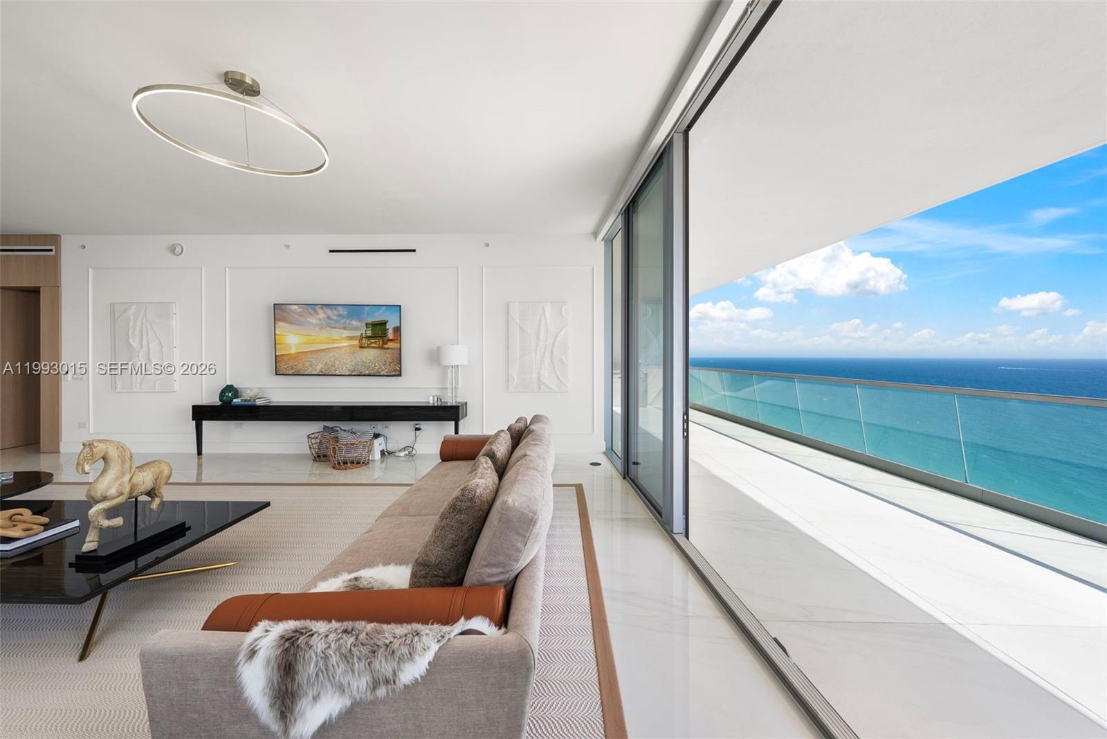 image Turnberry Ocean Club1